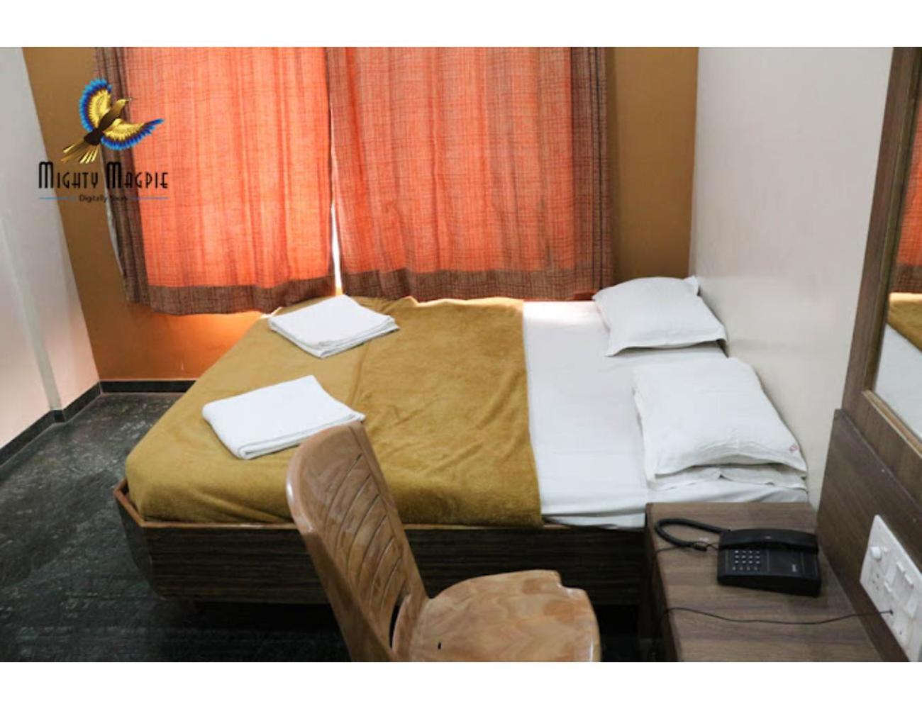 Double Room - Photo 2