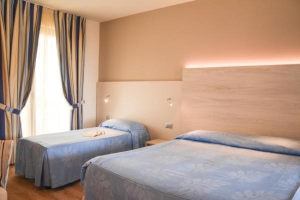Superior Triple Room - Photo 6