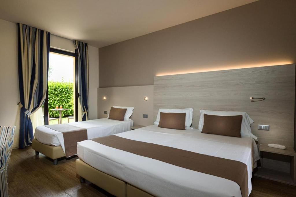 Superior Triple Room - Photo 1