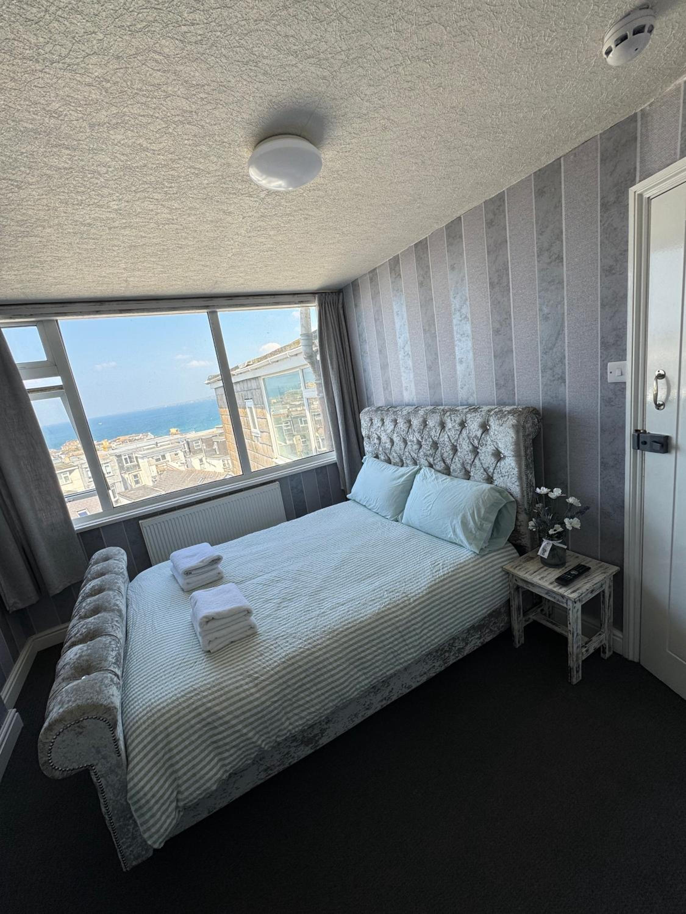 Deluxe Double Room With Sea View