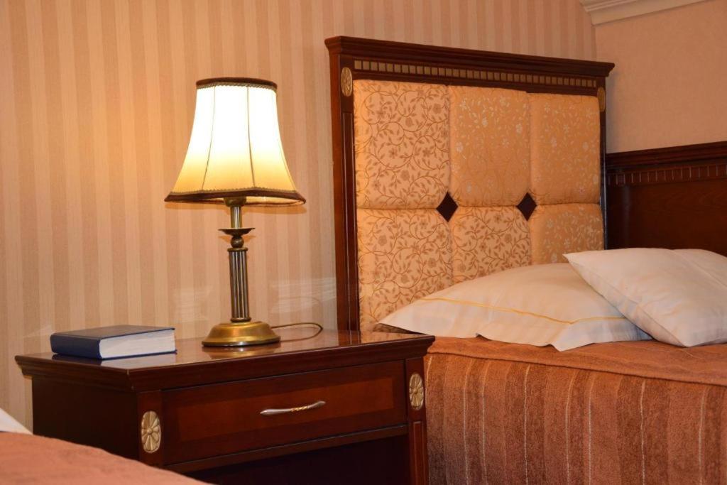 Standard Twin Room - Photo 3