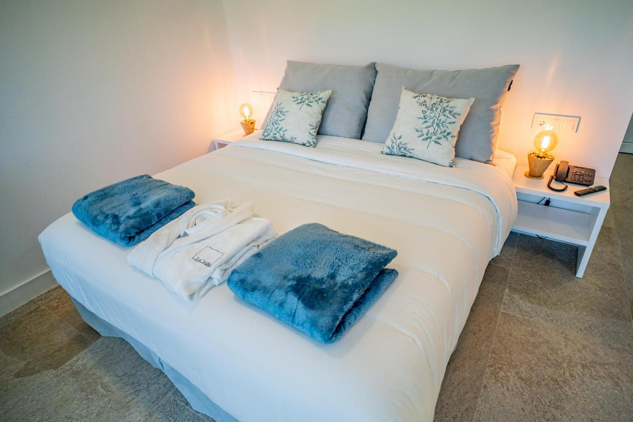 Double Room with Mountain View photo 2