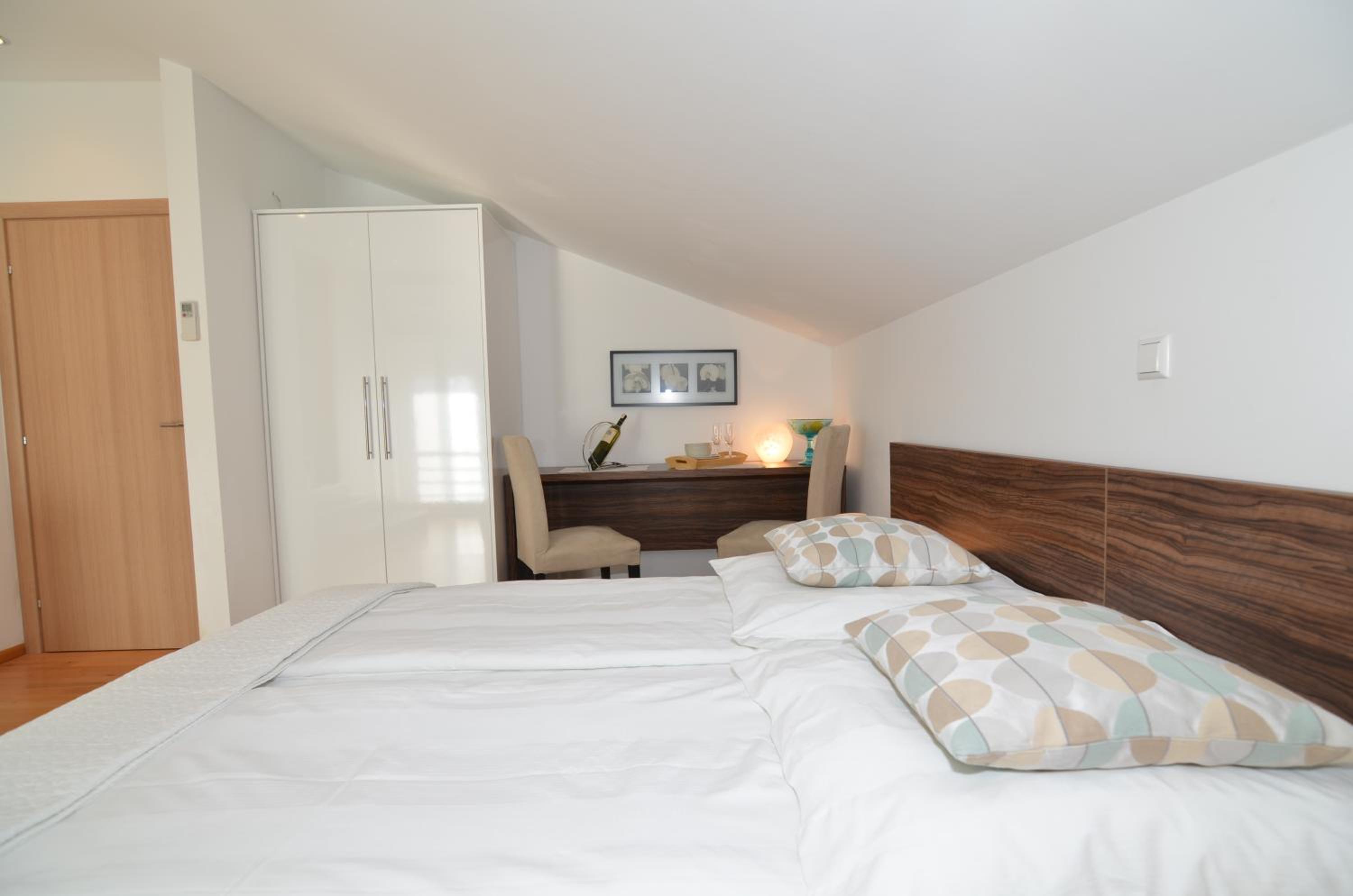 Superior Double Room With Balcony photo 3
