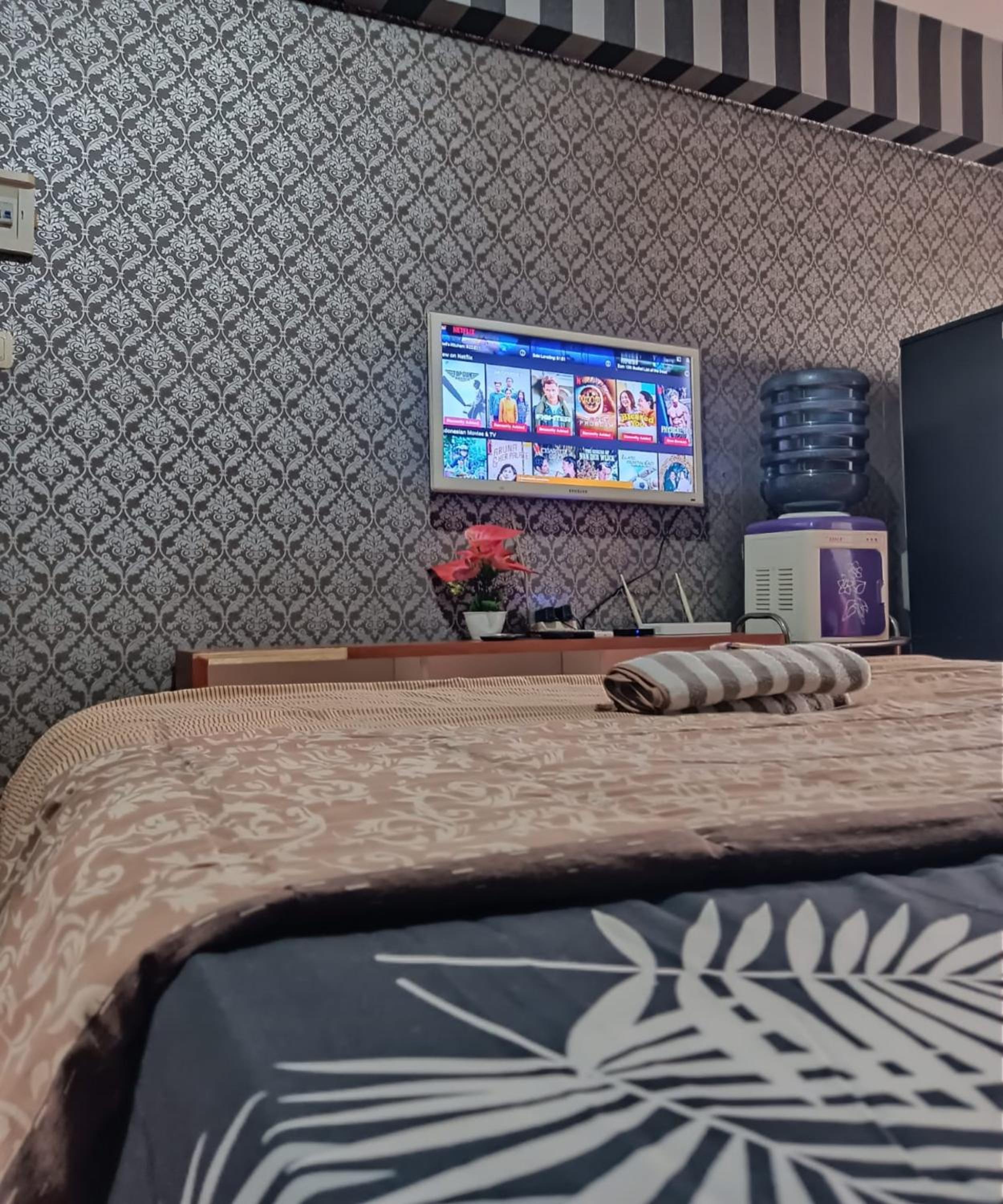 Deluxe King Room photo 2