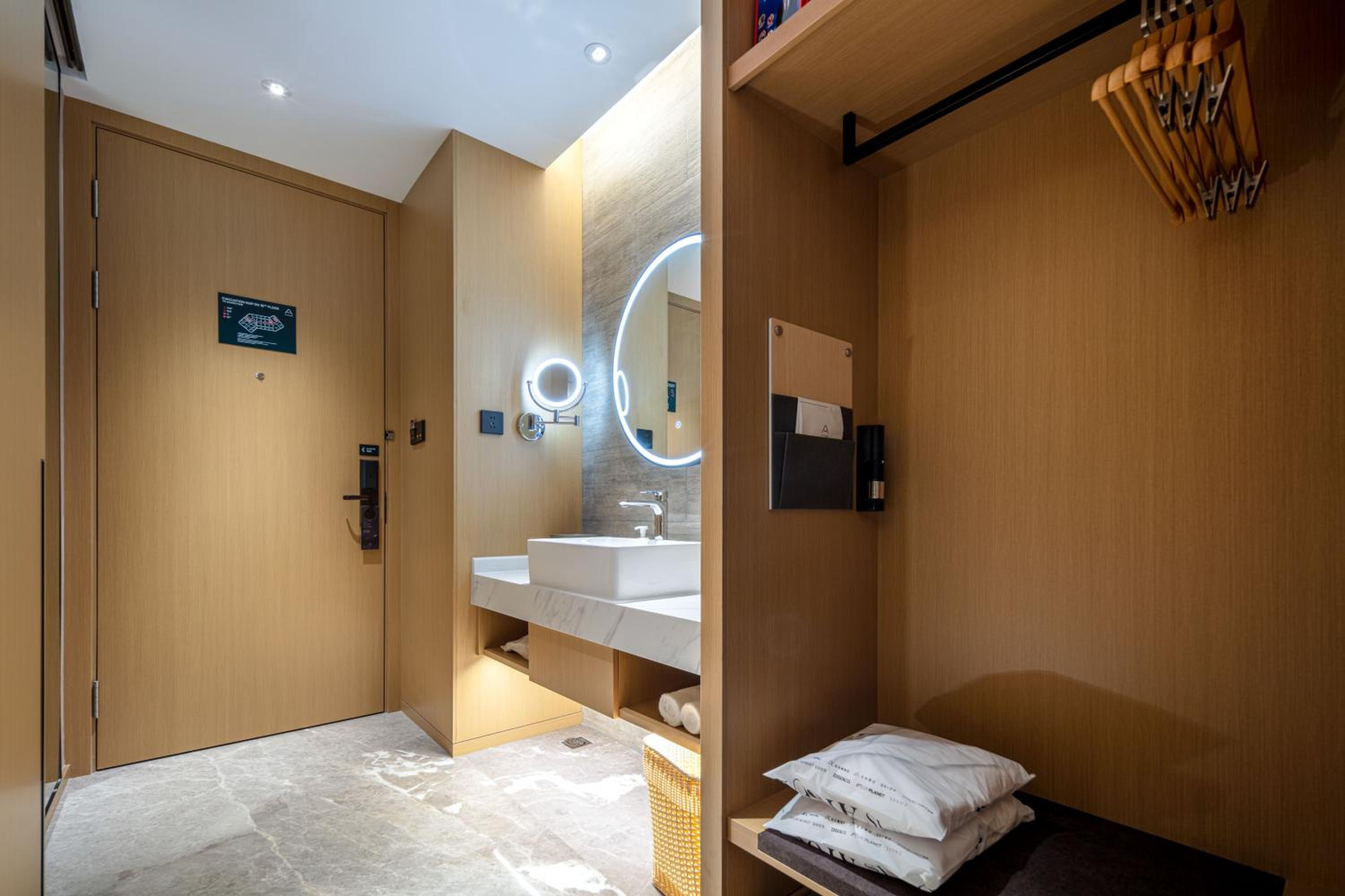 Jimu Twin Room photo 3