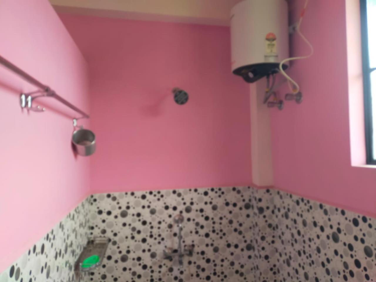 Budget Double Room photo 3