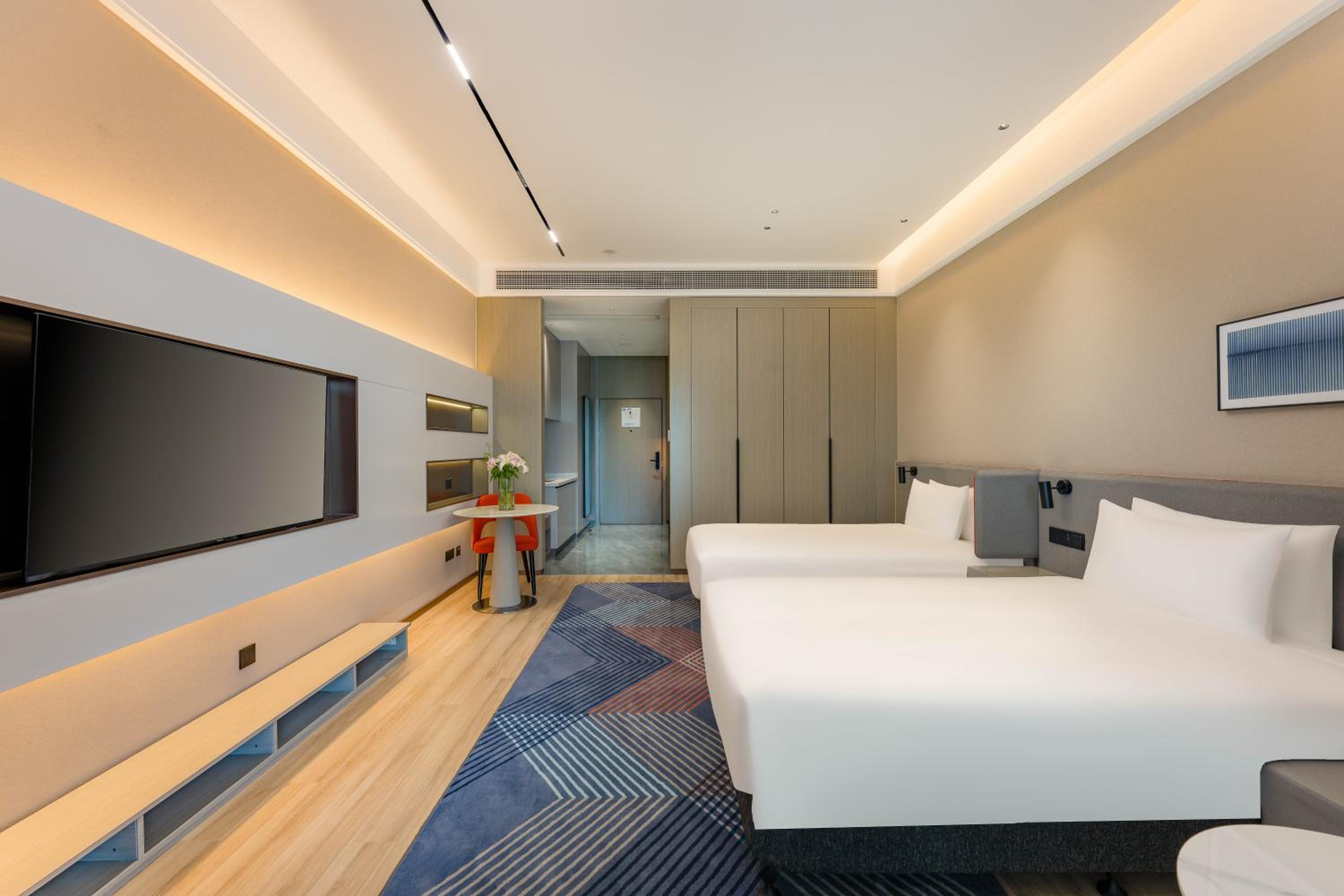 Standard Double Room with Two Double Beds - High Floor