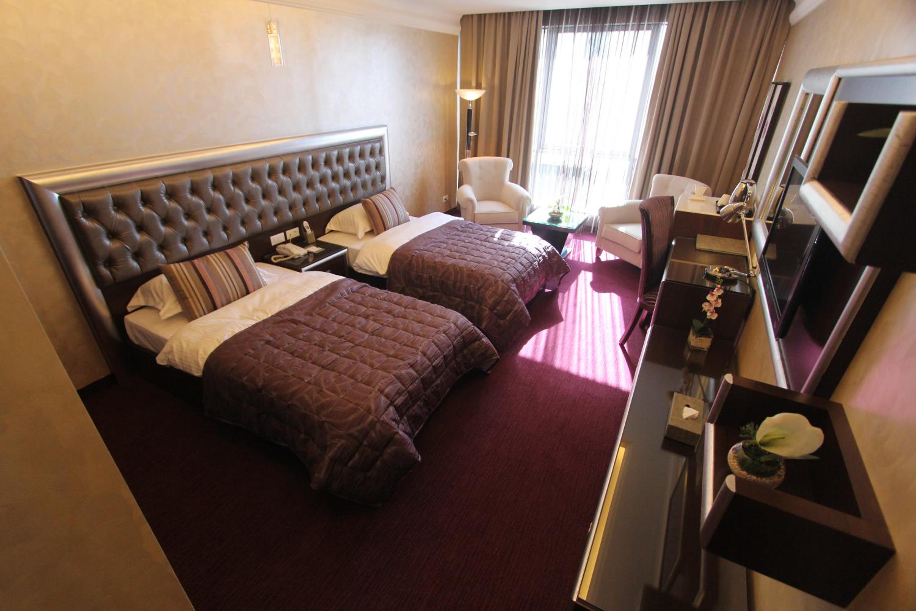 Superior Deluxe Double or Twin Room