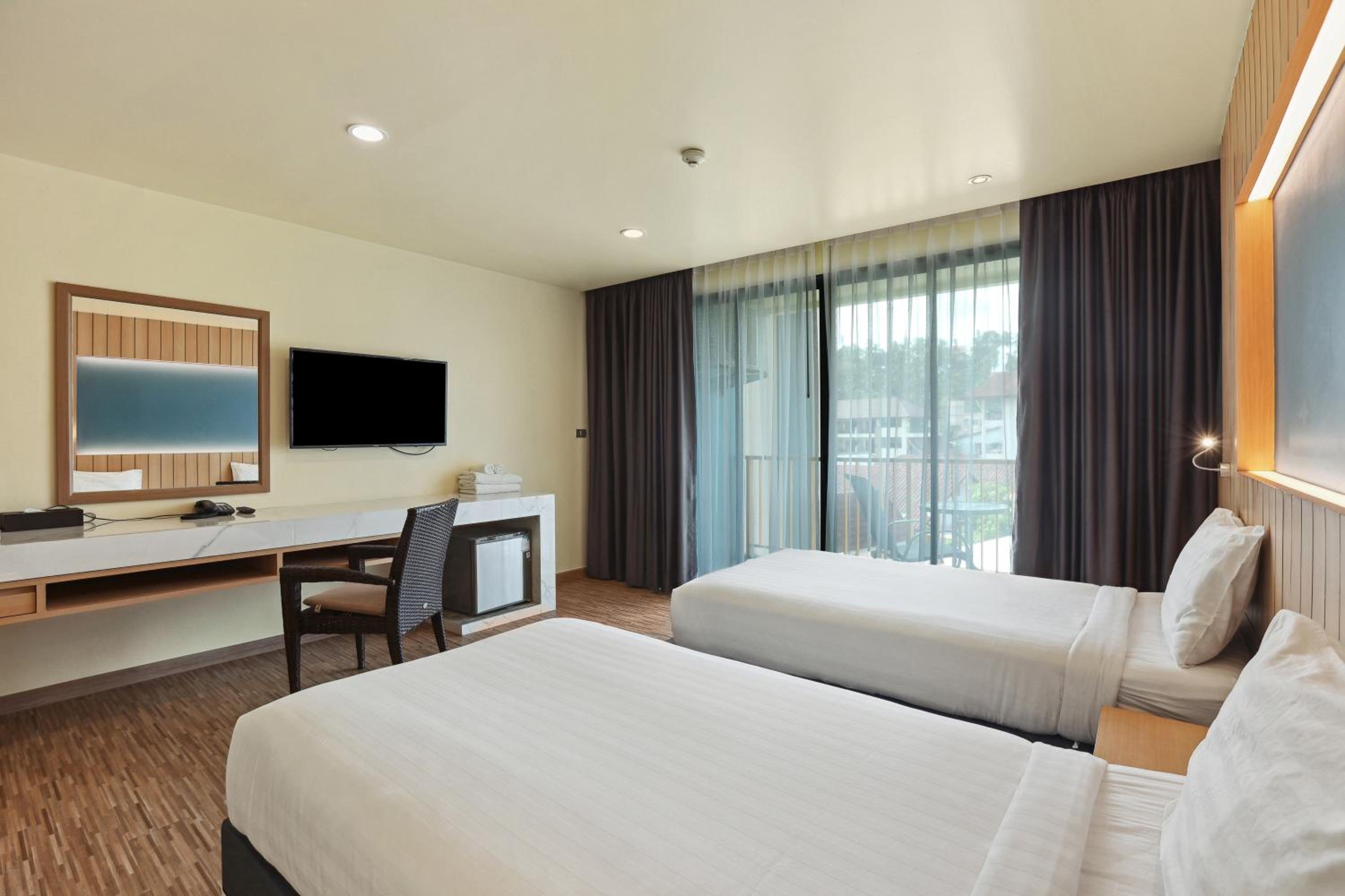 Deluxe Twin Room - Photo 1