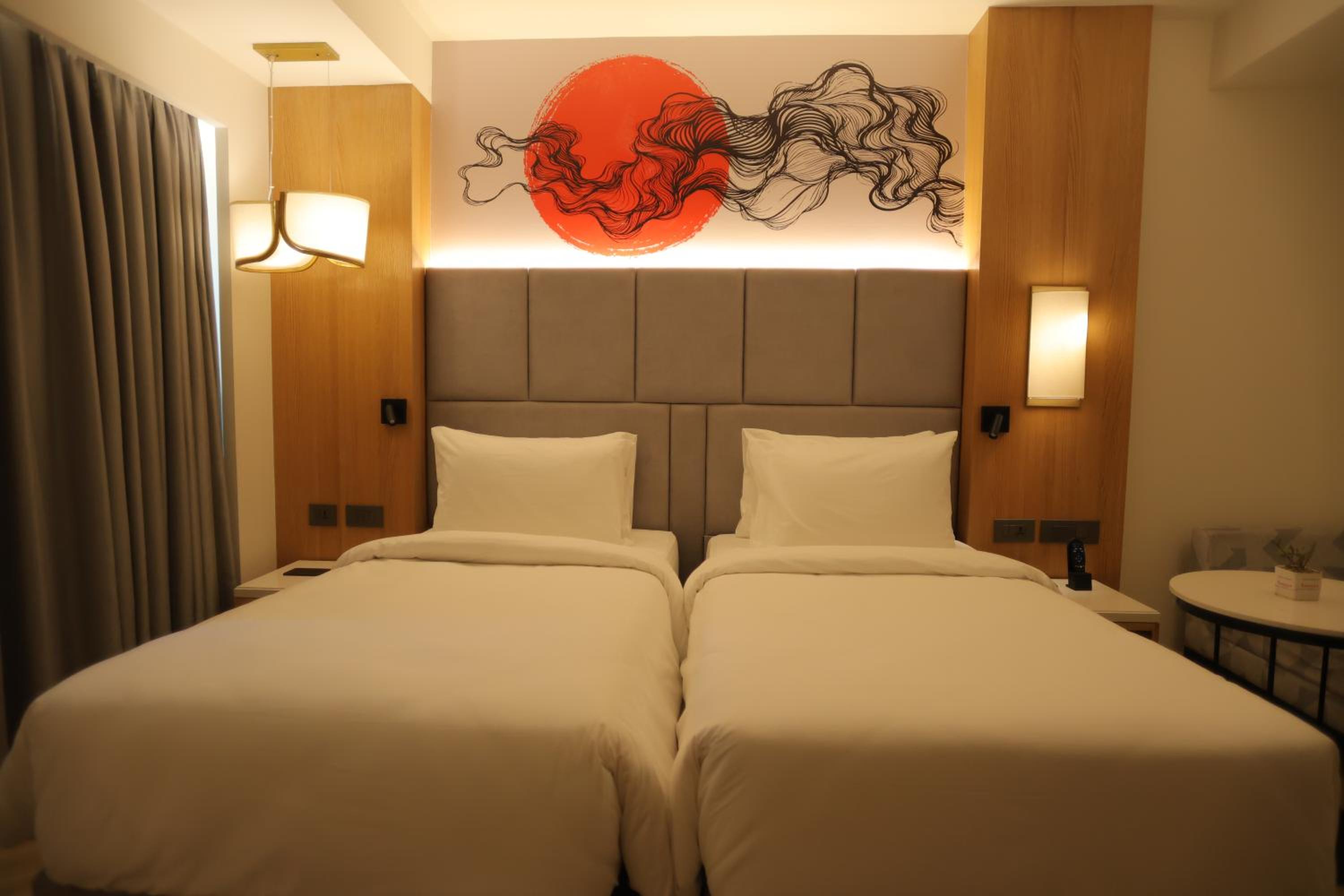 Premium Twin Room - Non-Smoking - Photo 6