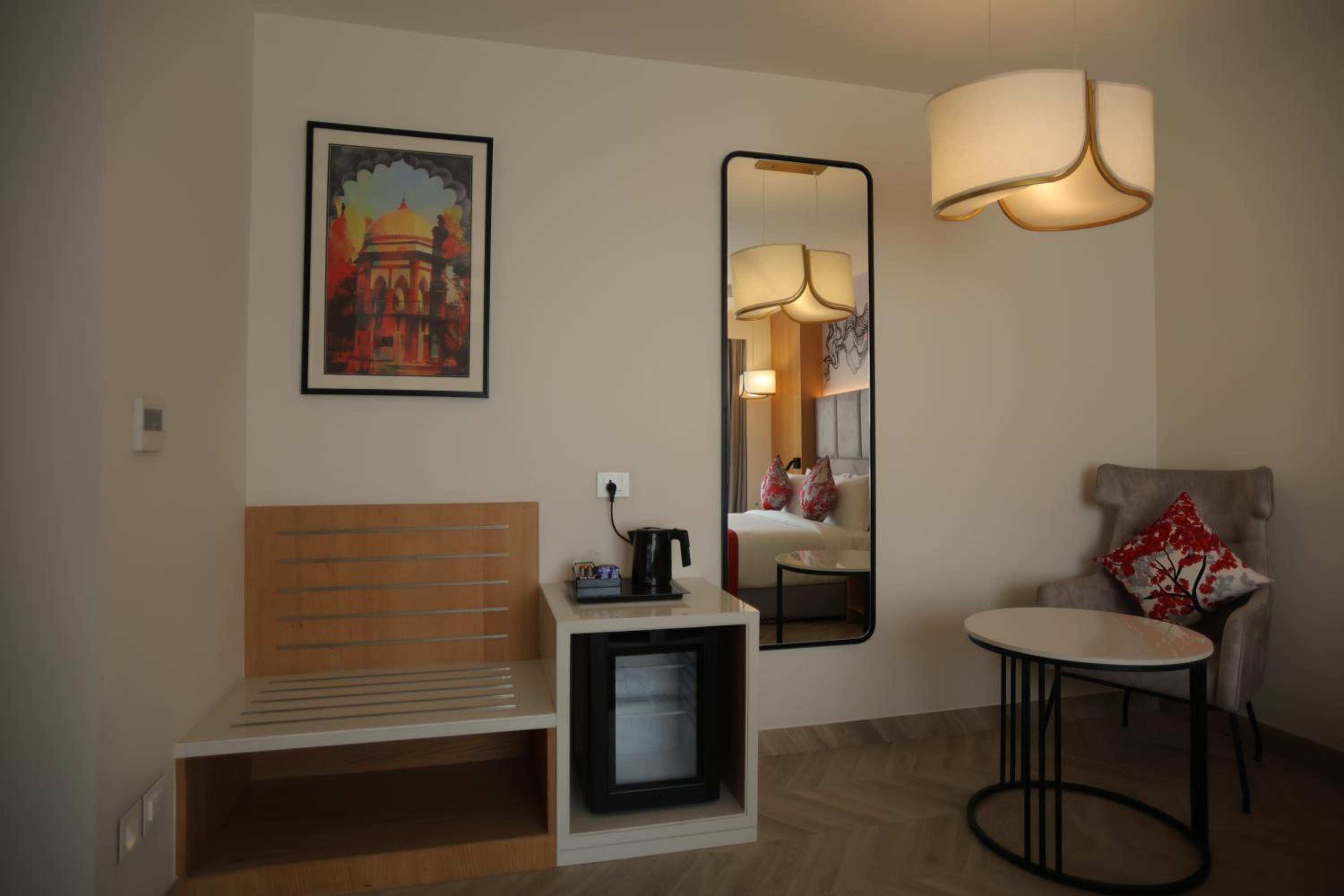 King Room - Accessible/Non-Smoking - Photo 4