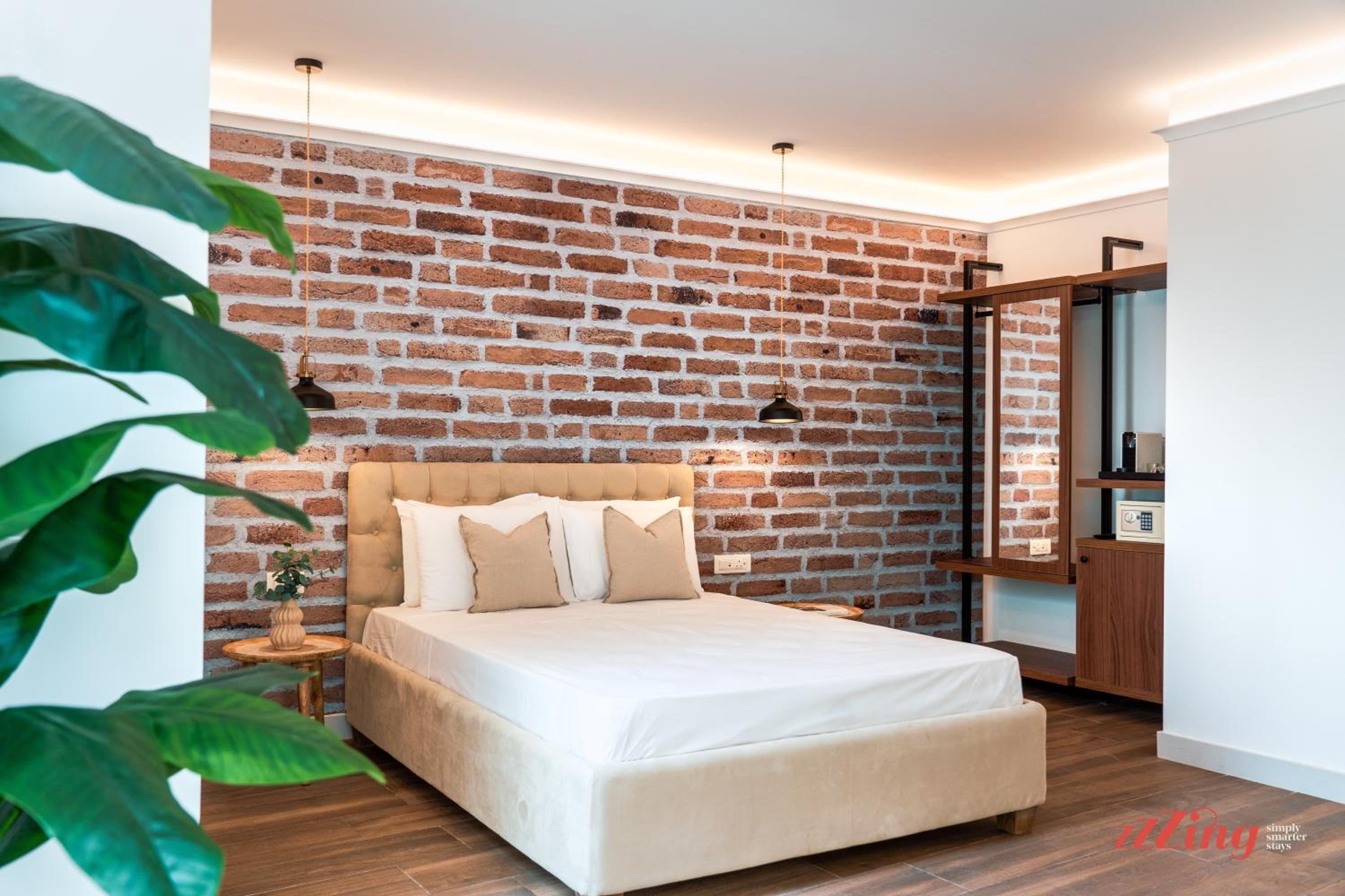 Double Room with Pool View