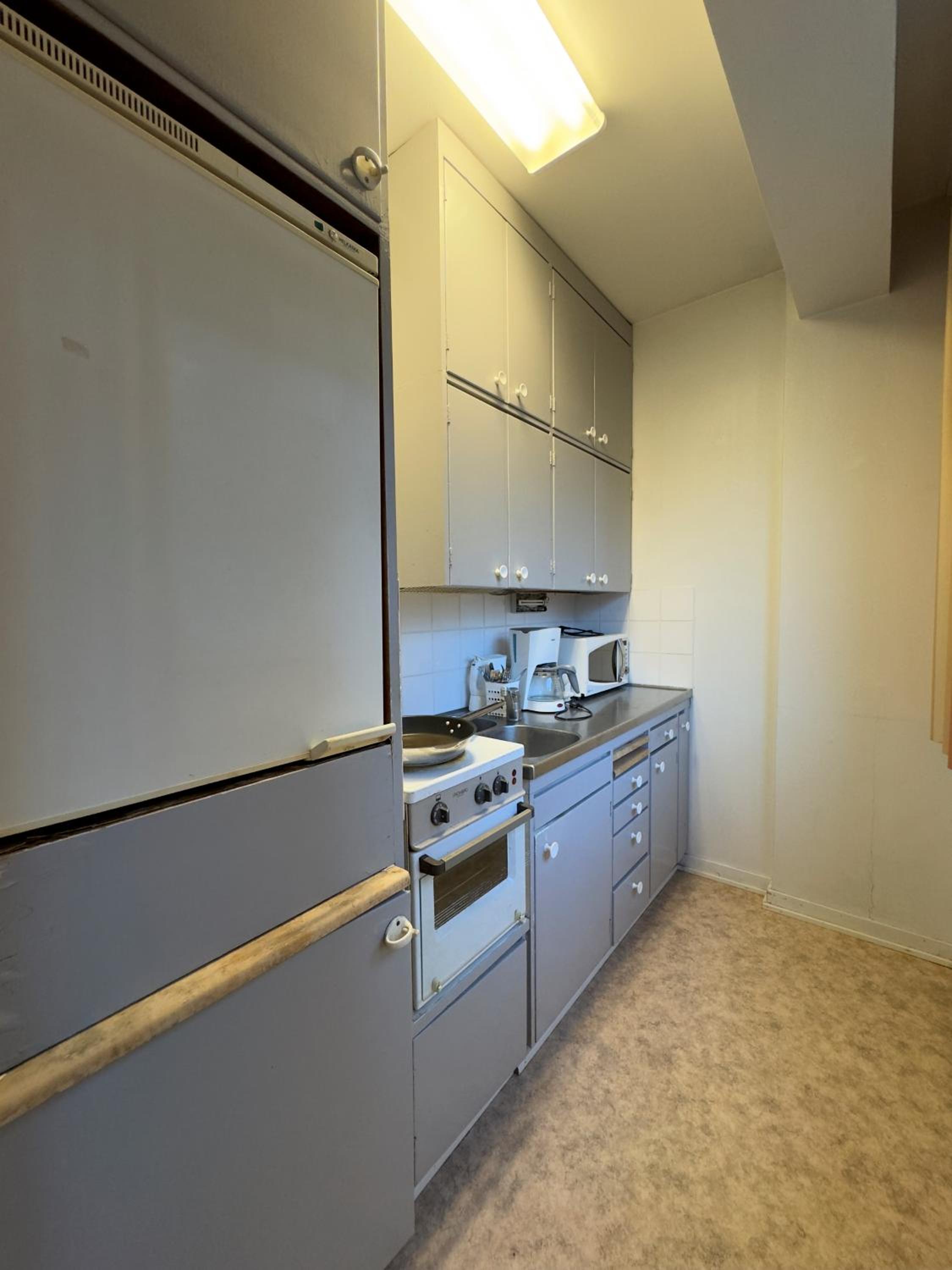 Apartment with Shower photo 3