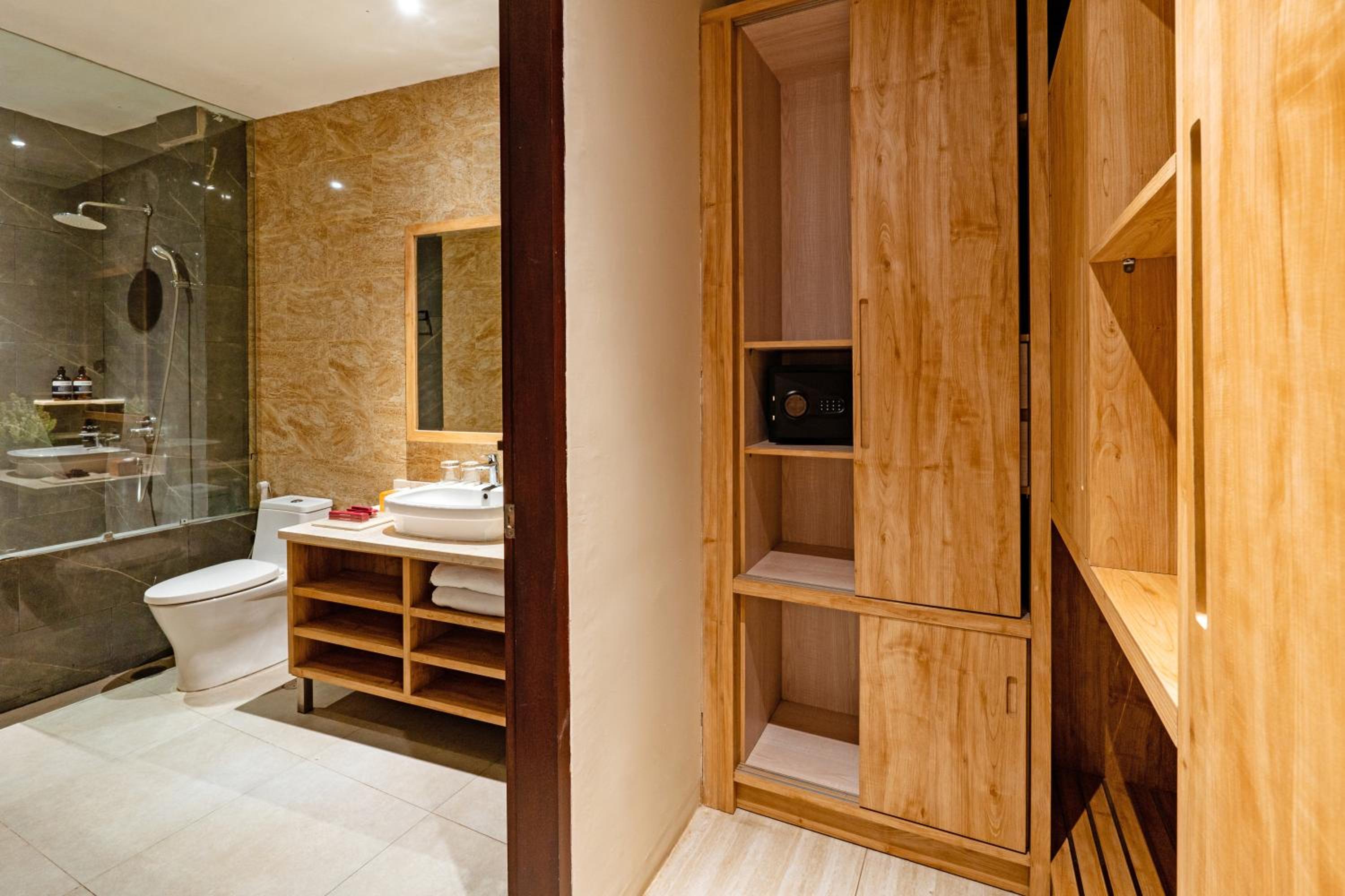 Double or Twin Room - Photo 2