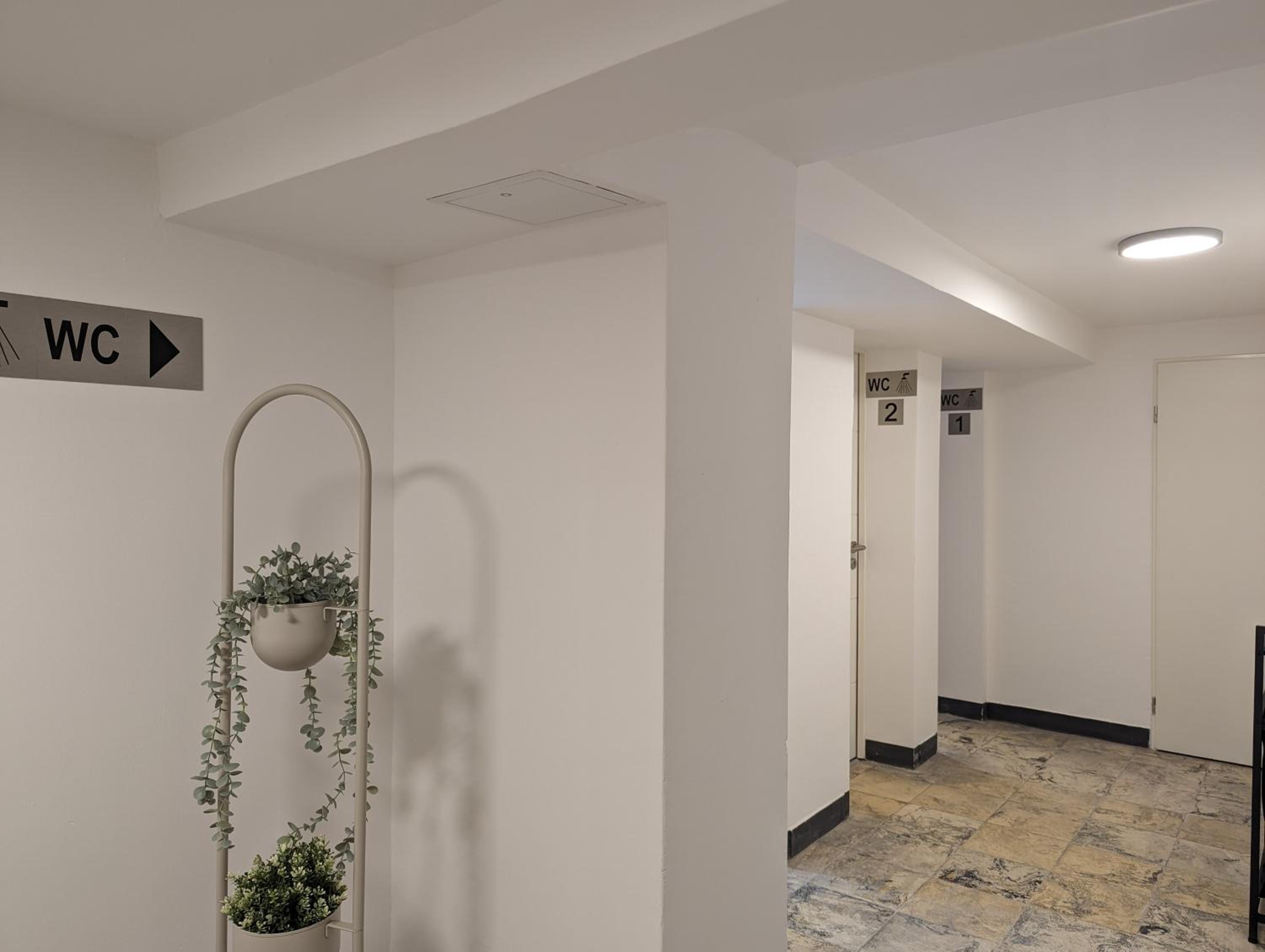 Quadruple Room with Private Bathroom photo 2