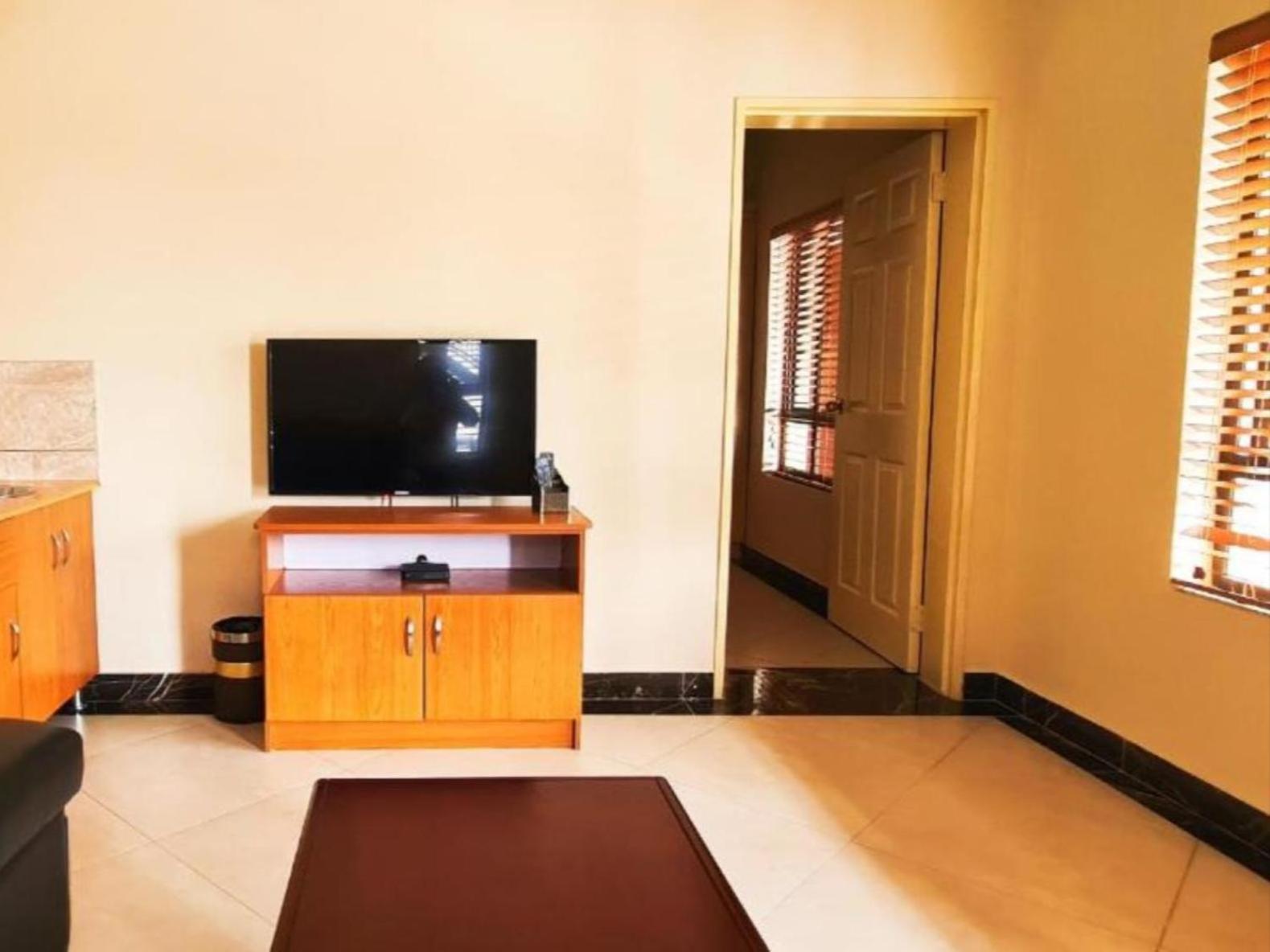 Two-Bedroom Apartment photo 3
