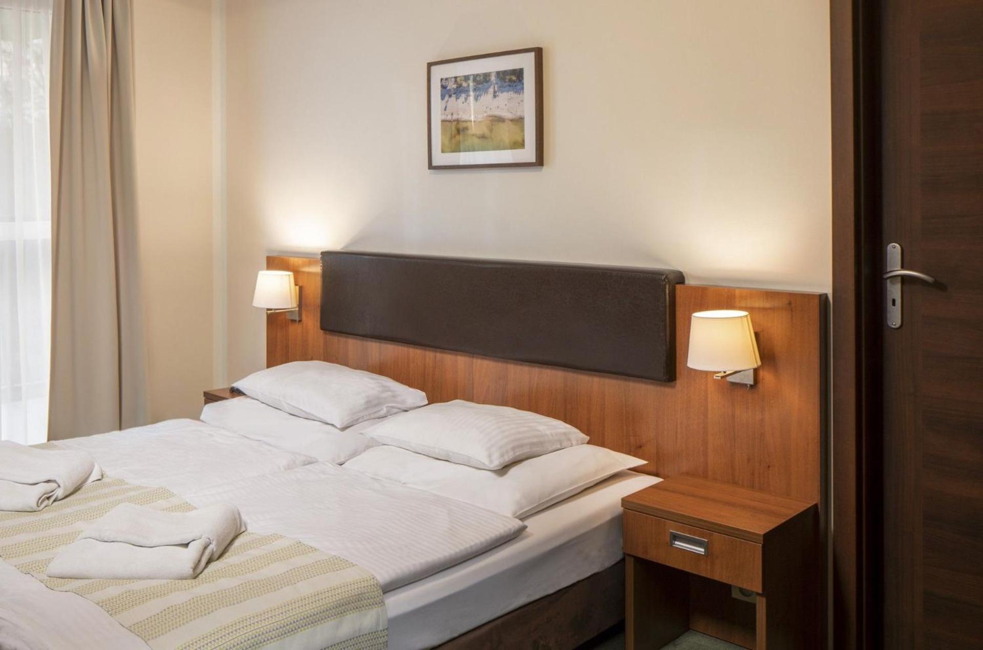 Standard King Room photo 3
