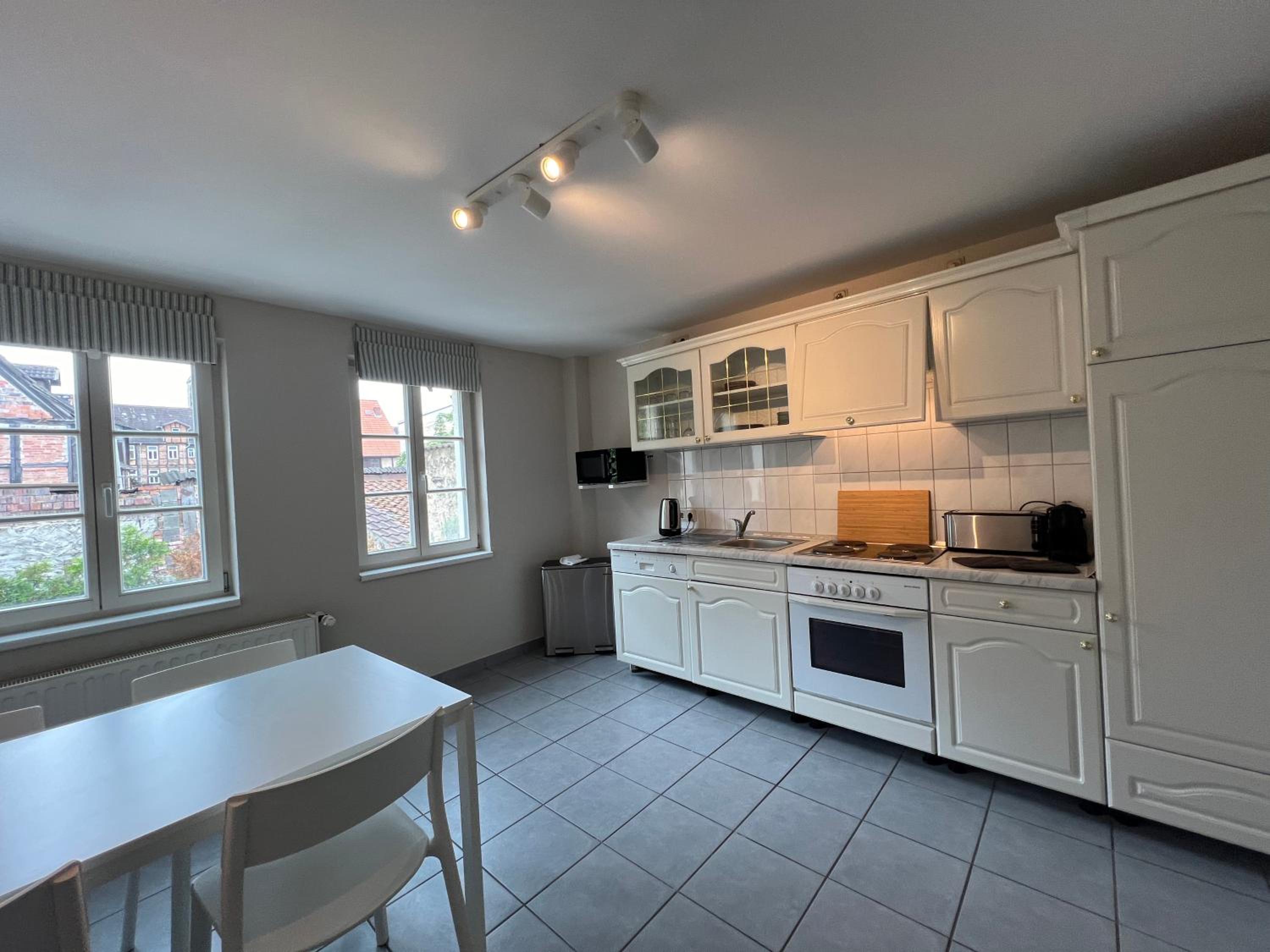 Apartment photo 2