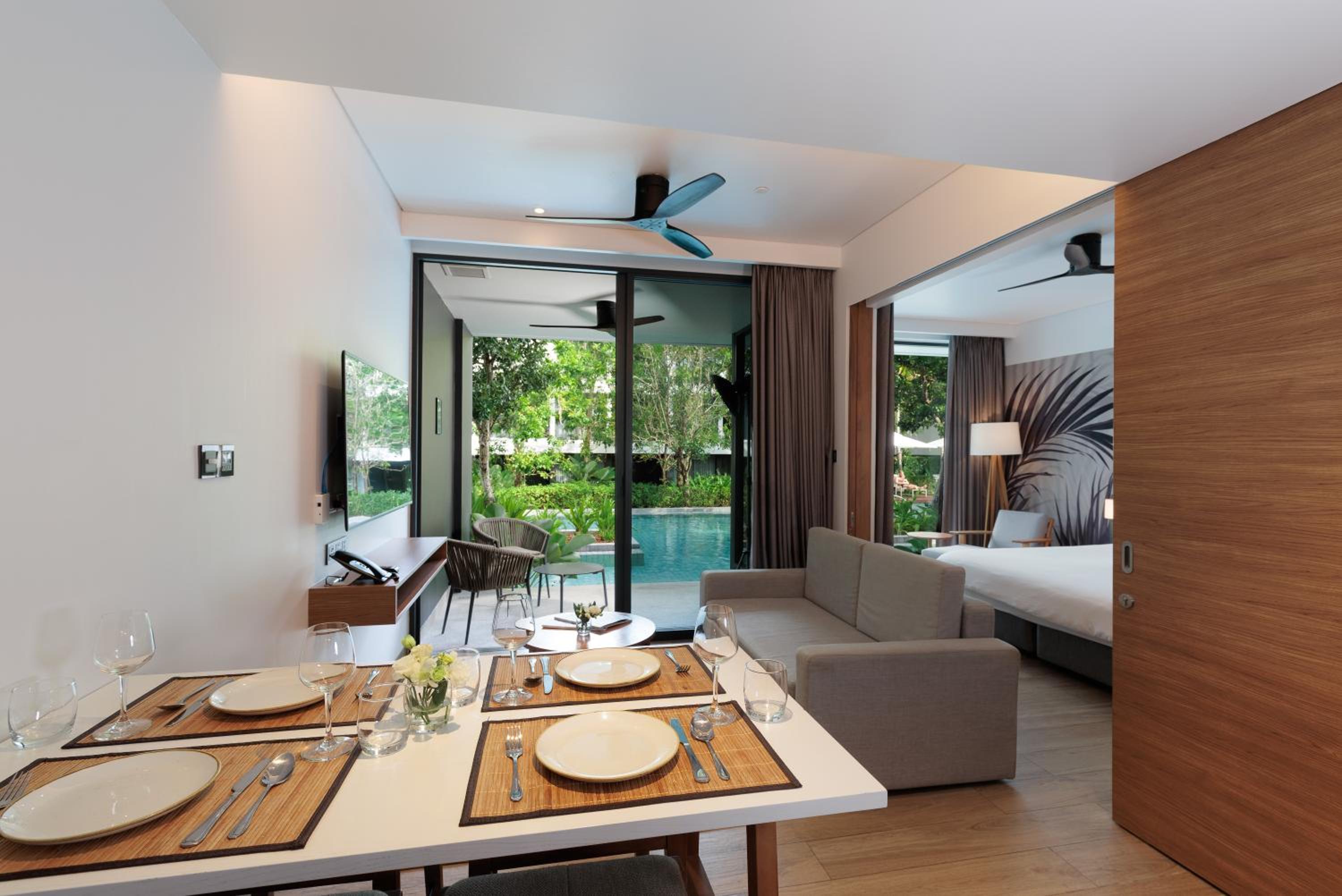 One-Bedroom Suite Pool Access - Photo 4