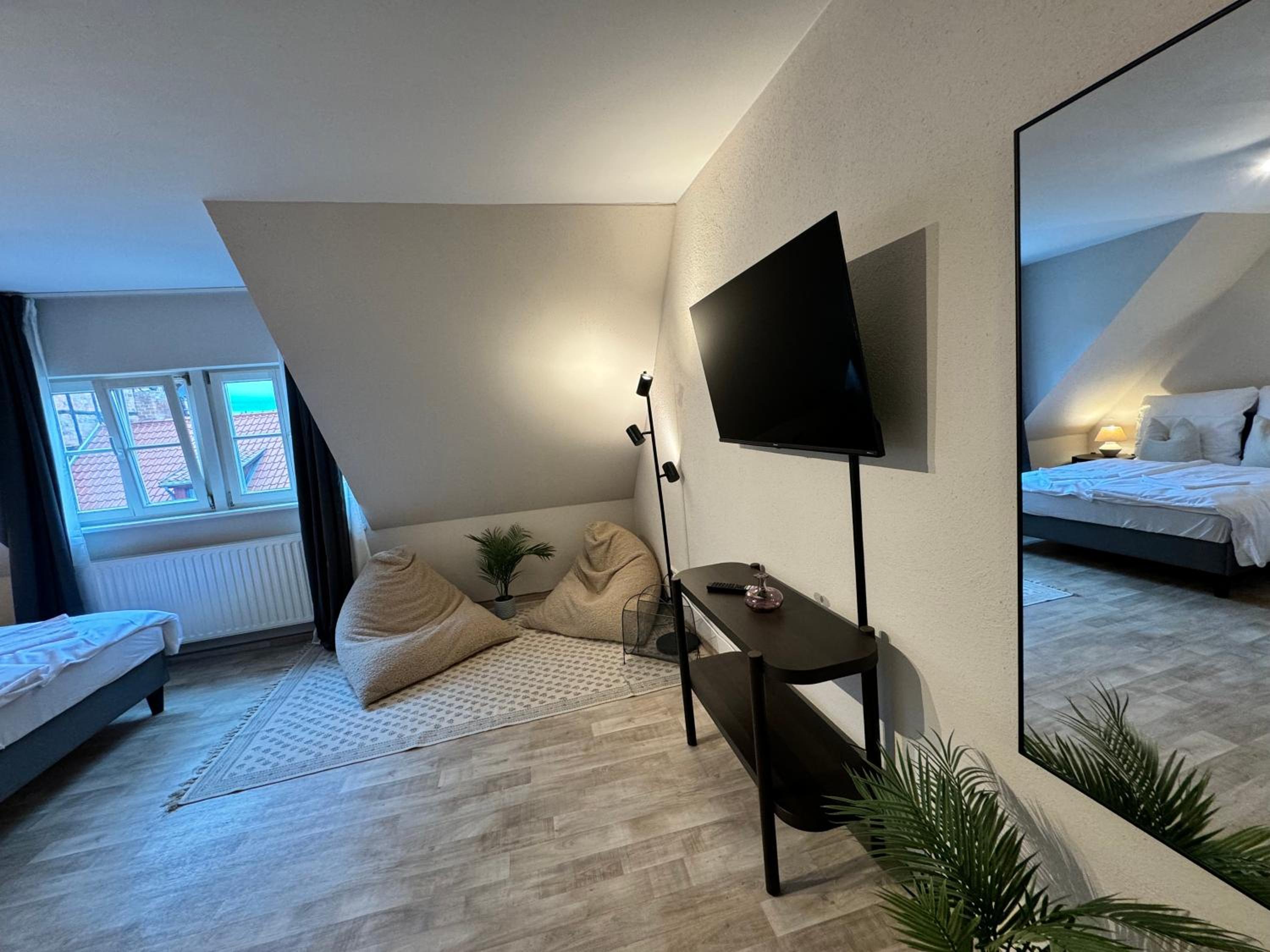 One-Bedroom Apartment photo 3