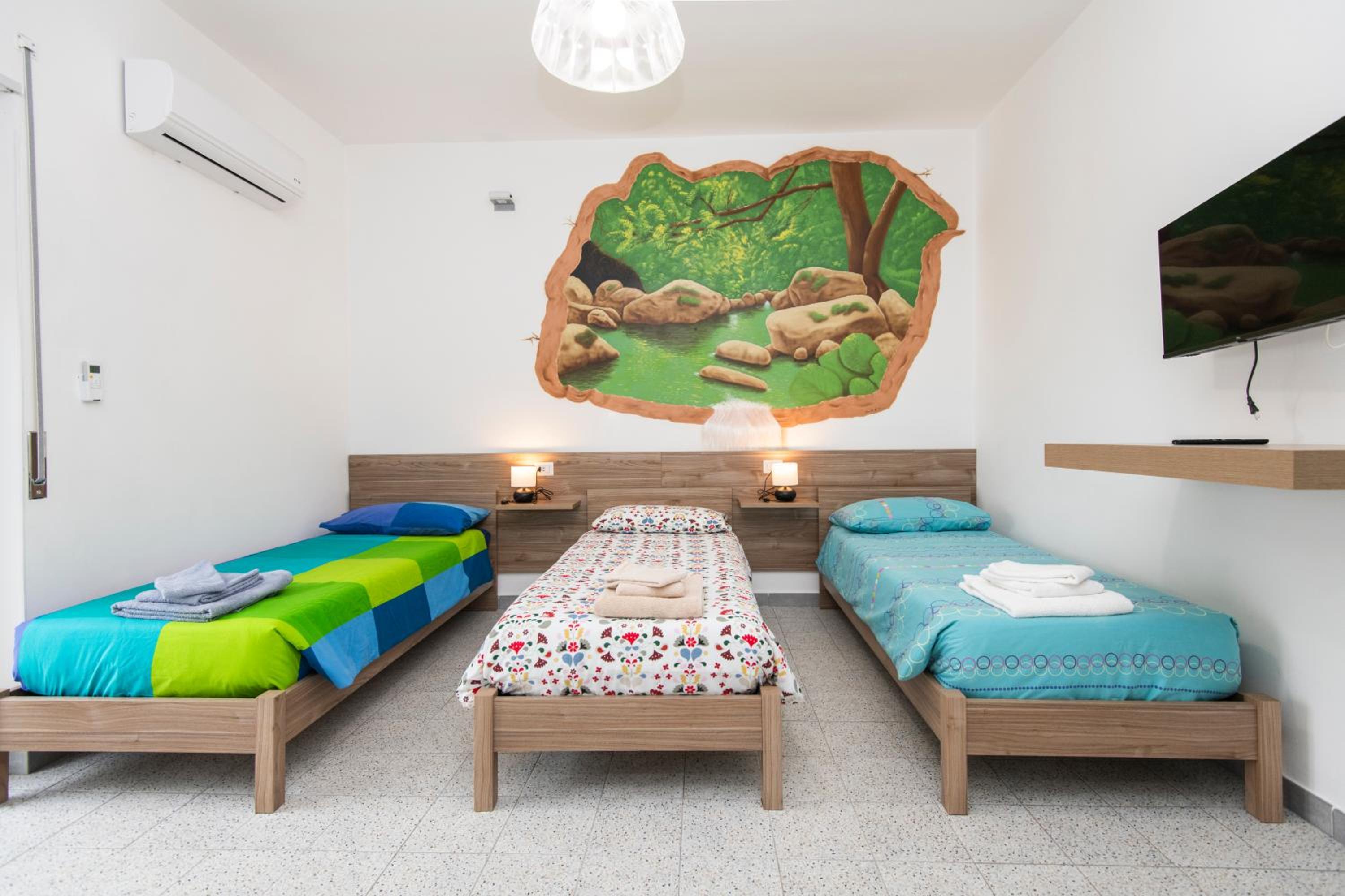 Triple Room with Private Bathroom