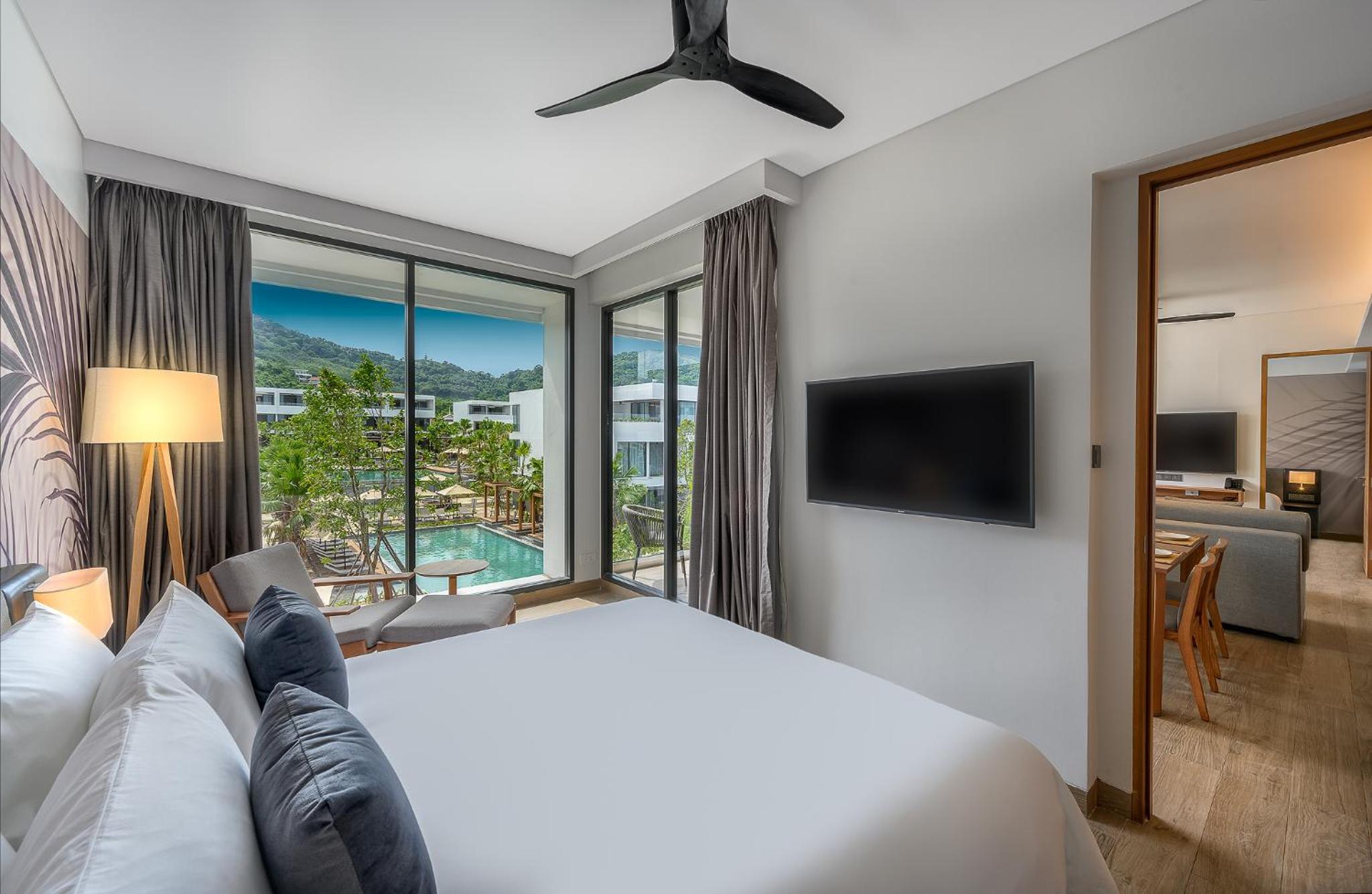 Two-Bedroom Suite Pool View - Photo 6
