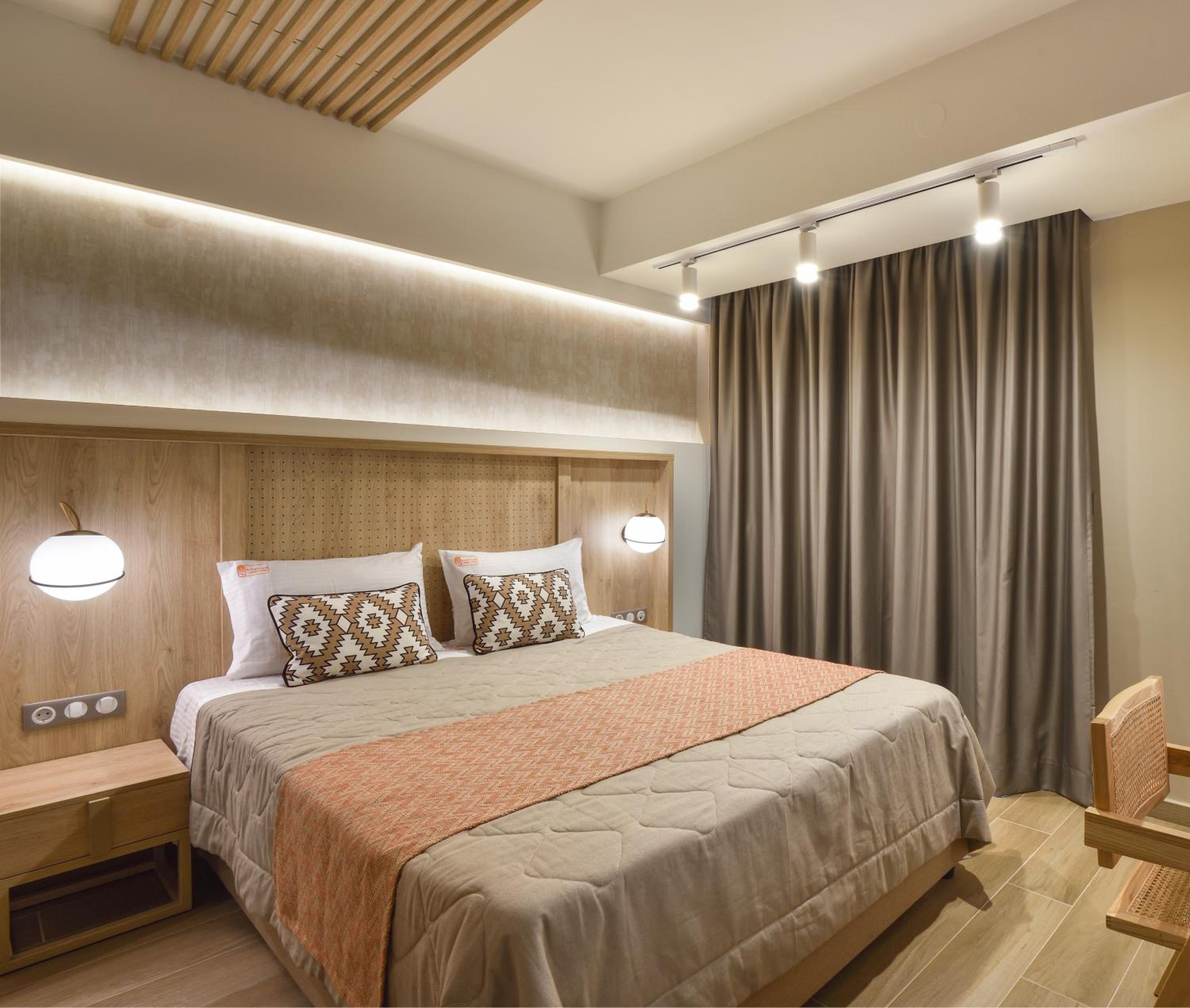 Economy Double Room photo 3
