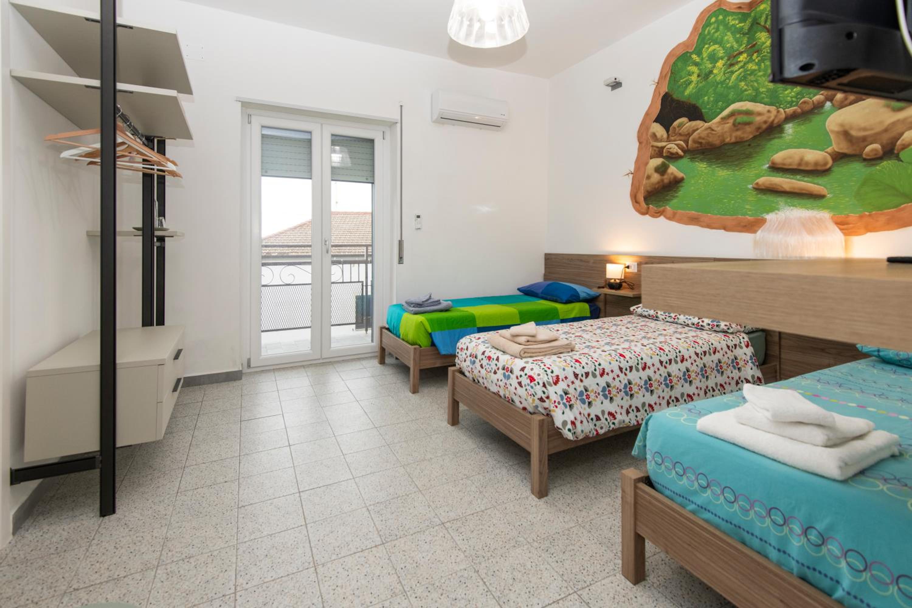 Triple Room with Private Bathroom photo 2