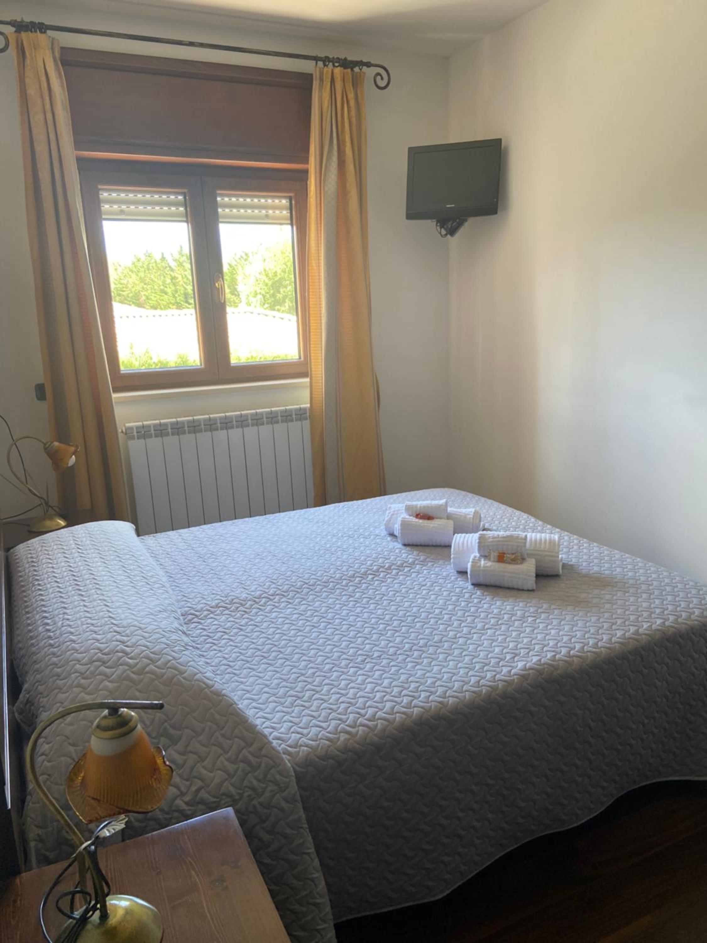 Classic Triple Room - Photo 1