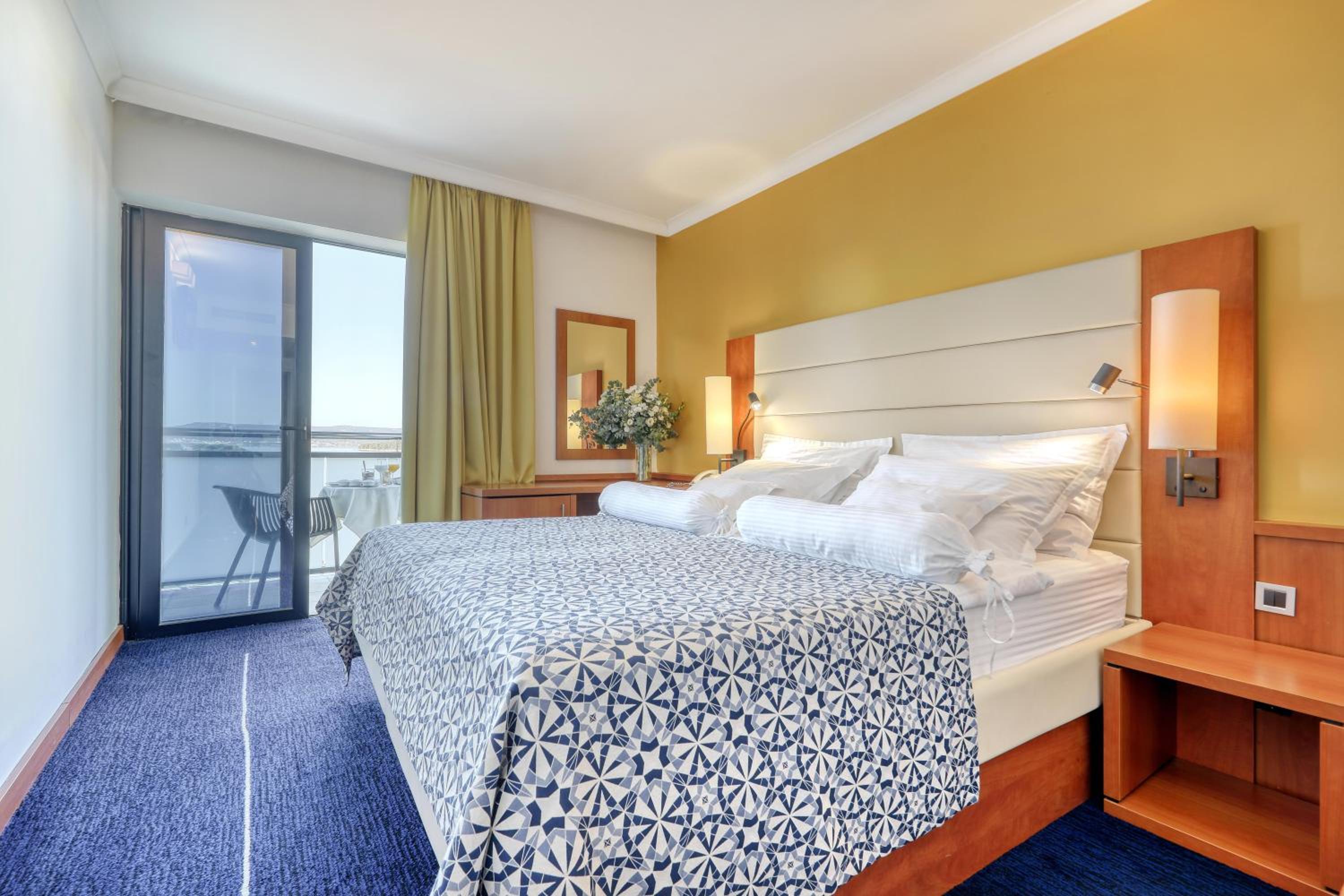 Premium Club Room photo 2