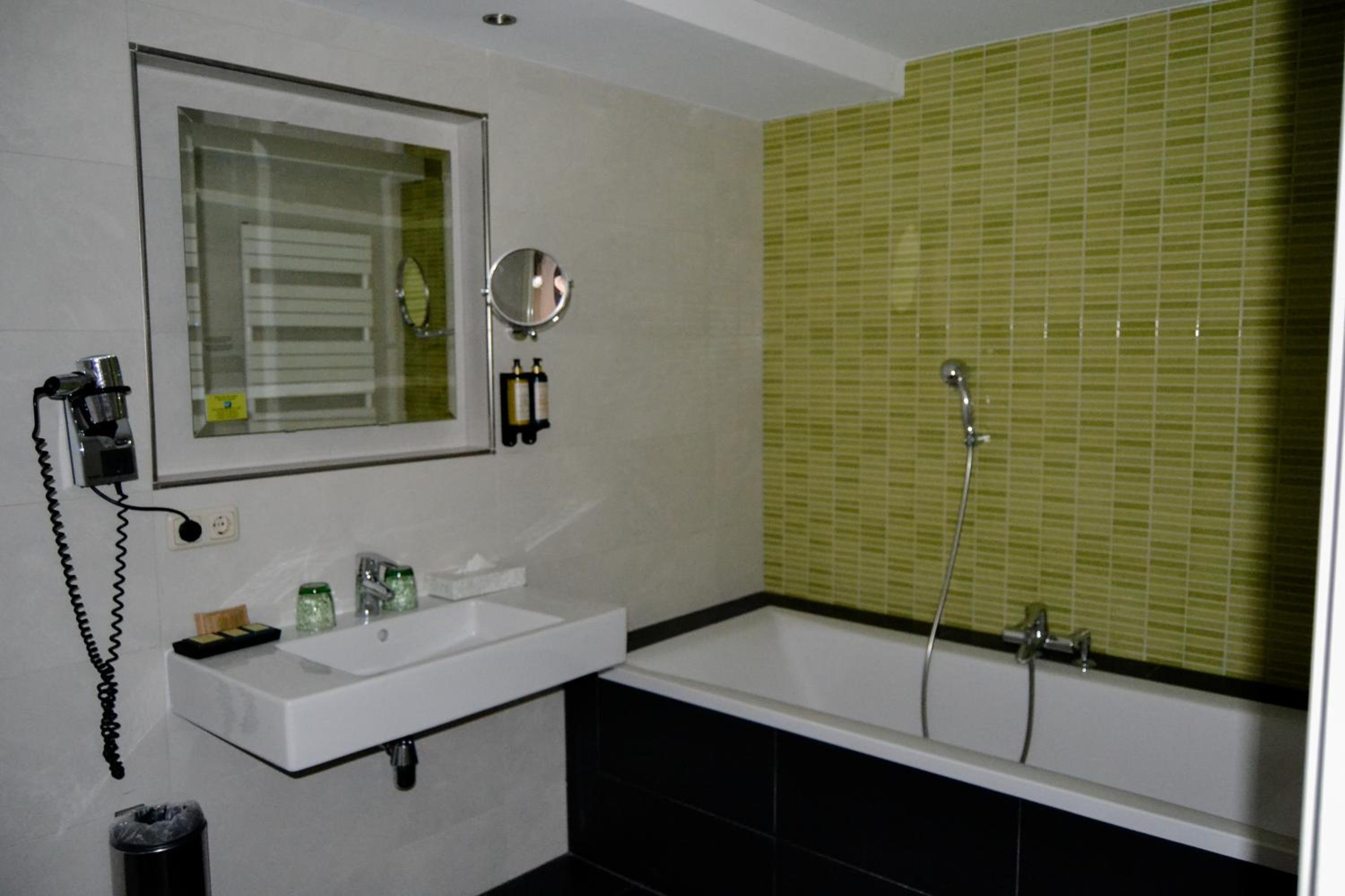 Deluxe Double Room - Photo 4