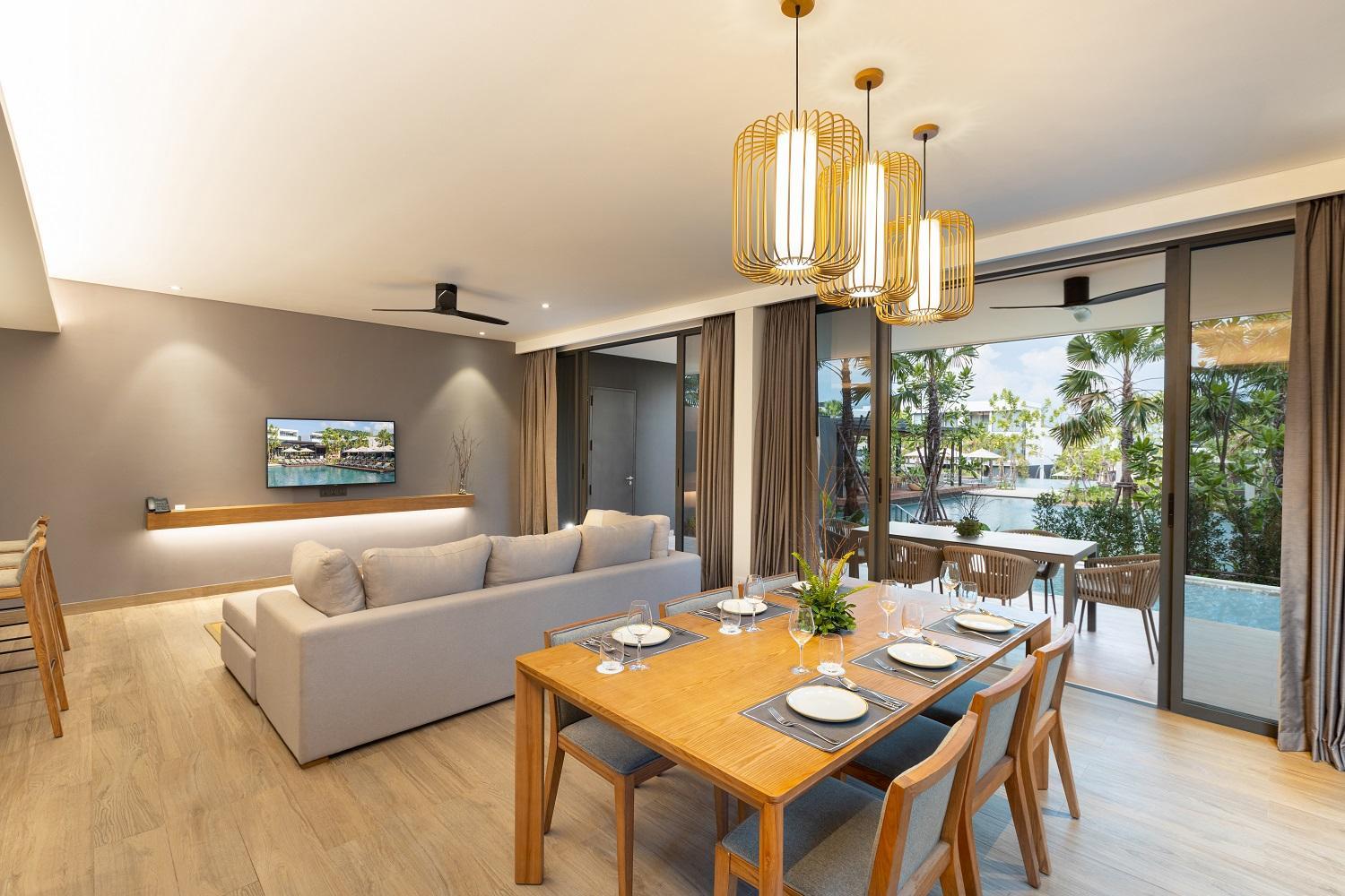 Three-Bedroom Villa with Private Pool - Photo 10