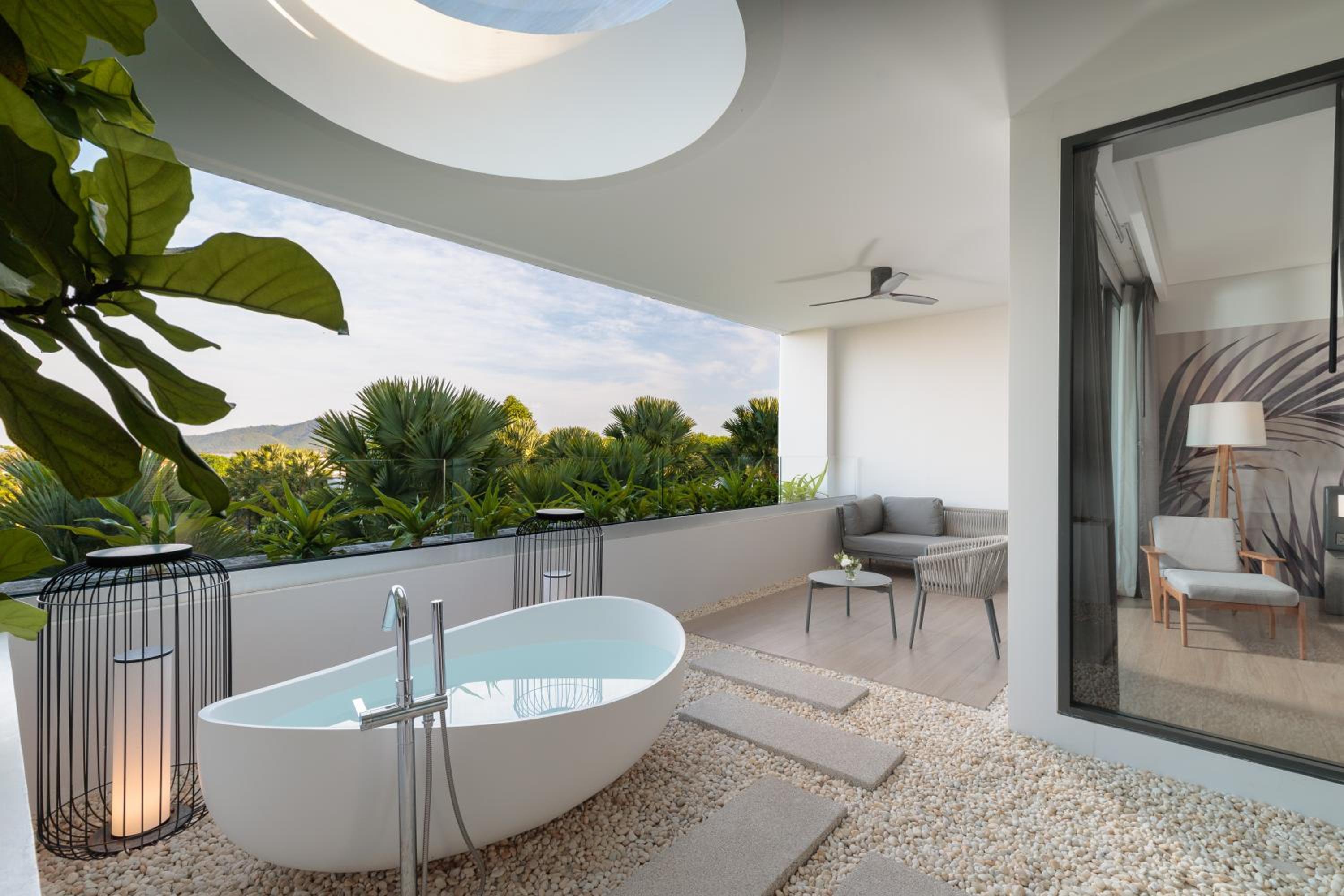 Three-Bedroom Villa with Private Pool - Photo 6