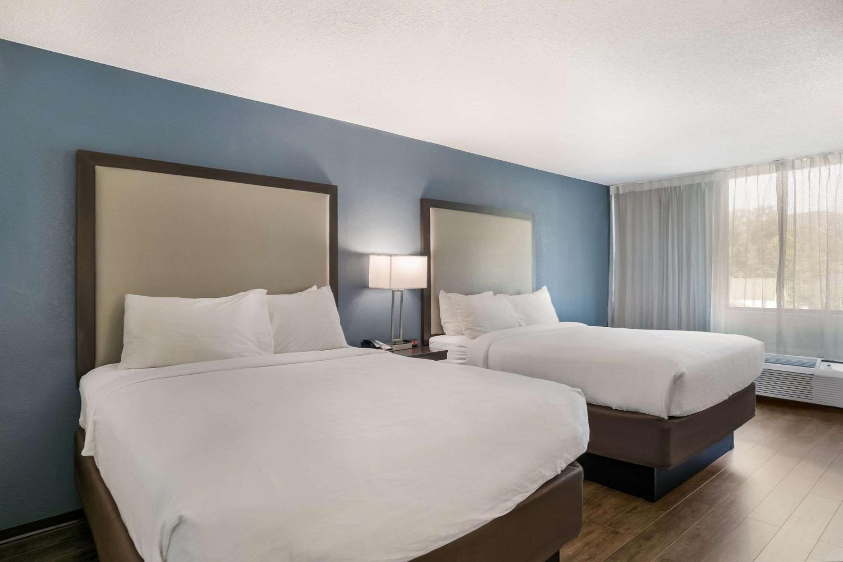Standard Queen Room with Two Queen Beds - Non Smoking  - Photo 1