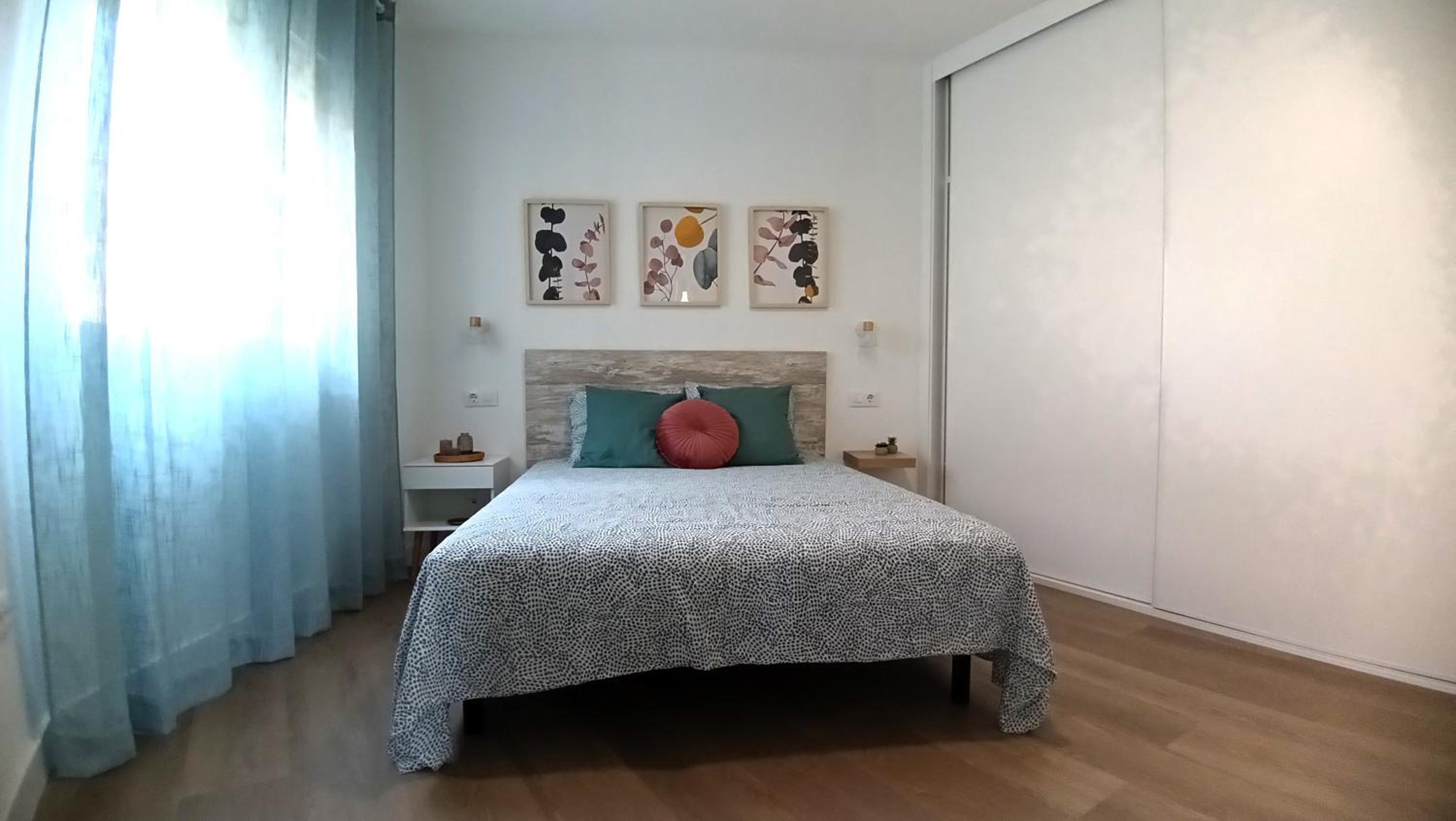 Two-Bedroom Apartment photo 2