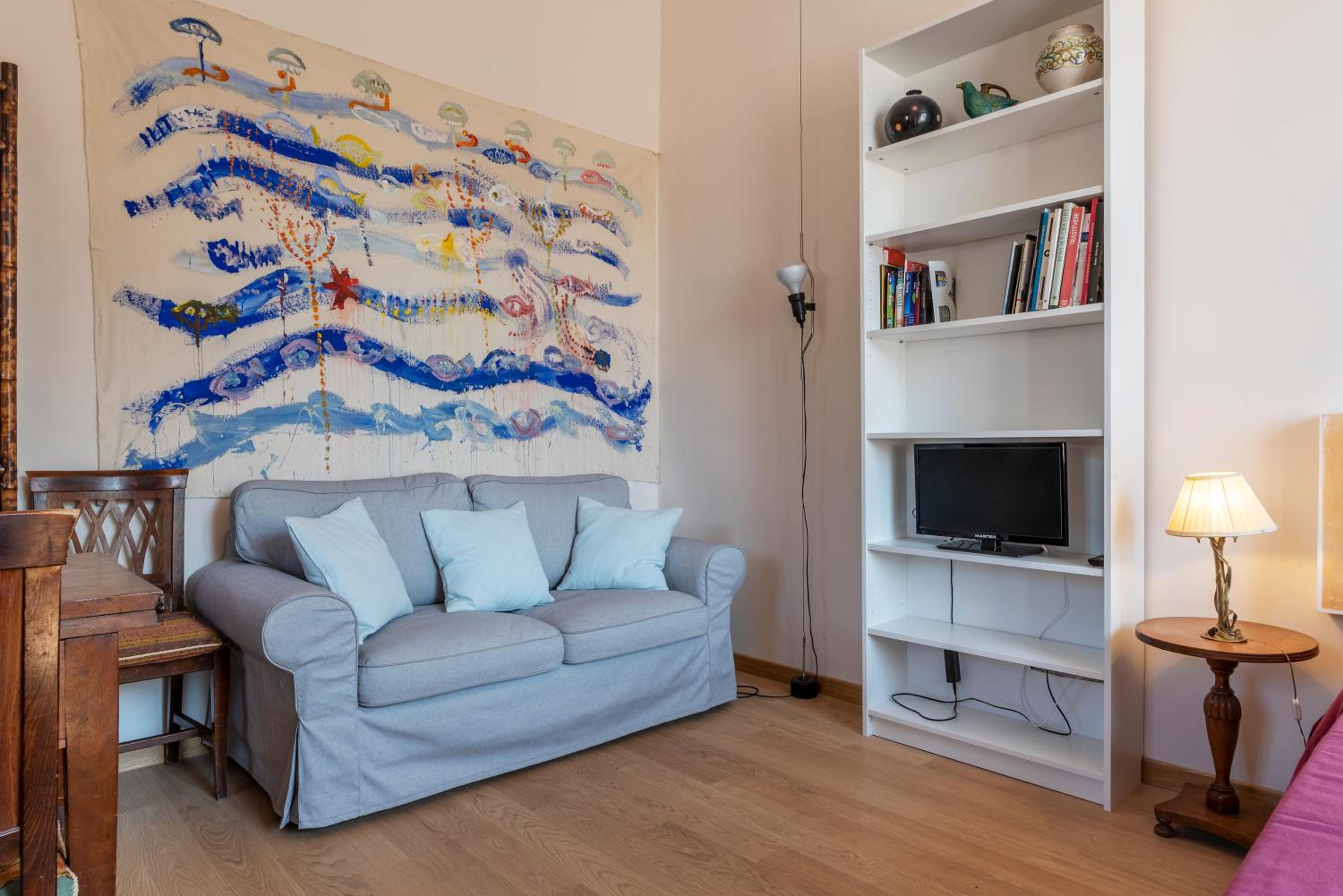 Studio Apartment