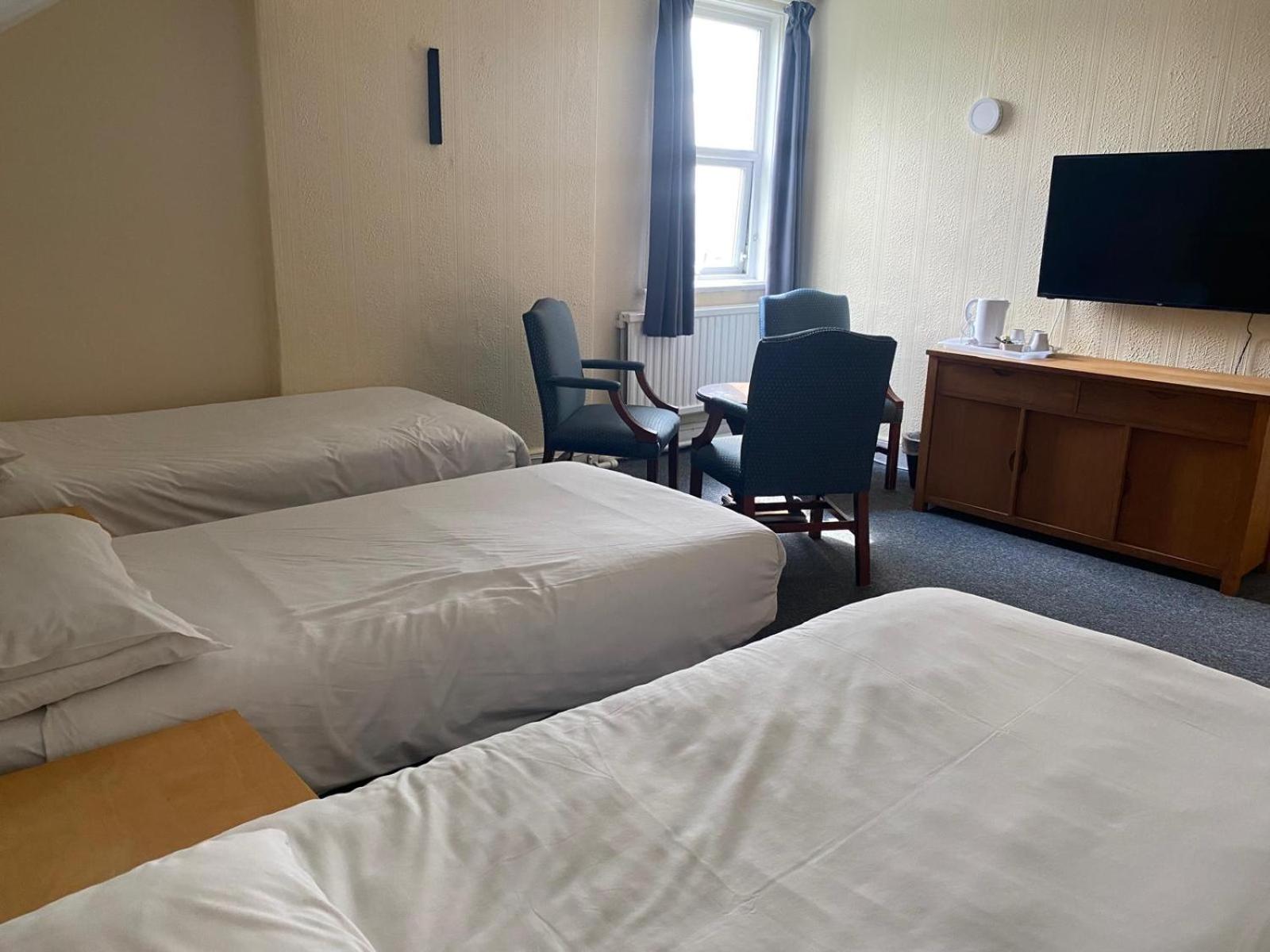 Standard Triple Room photo 3
