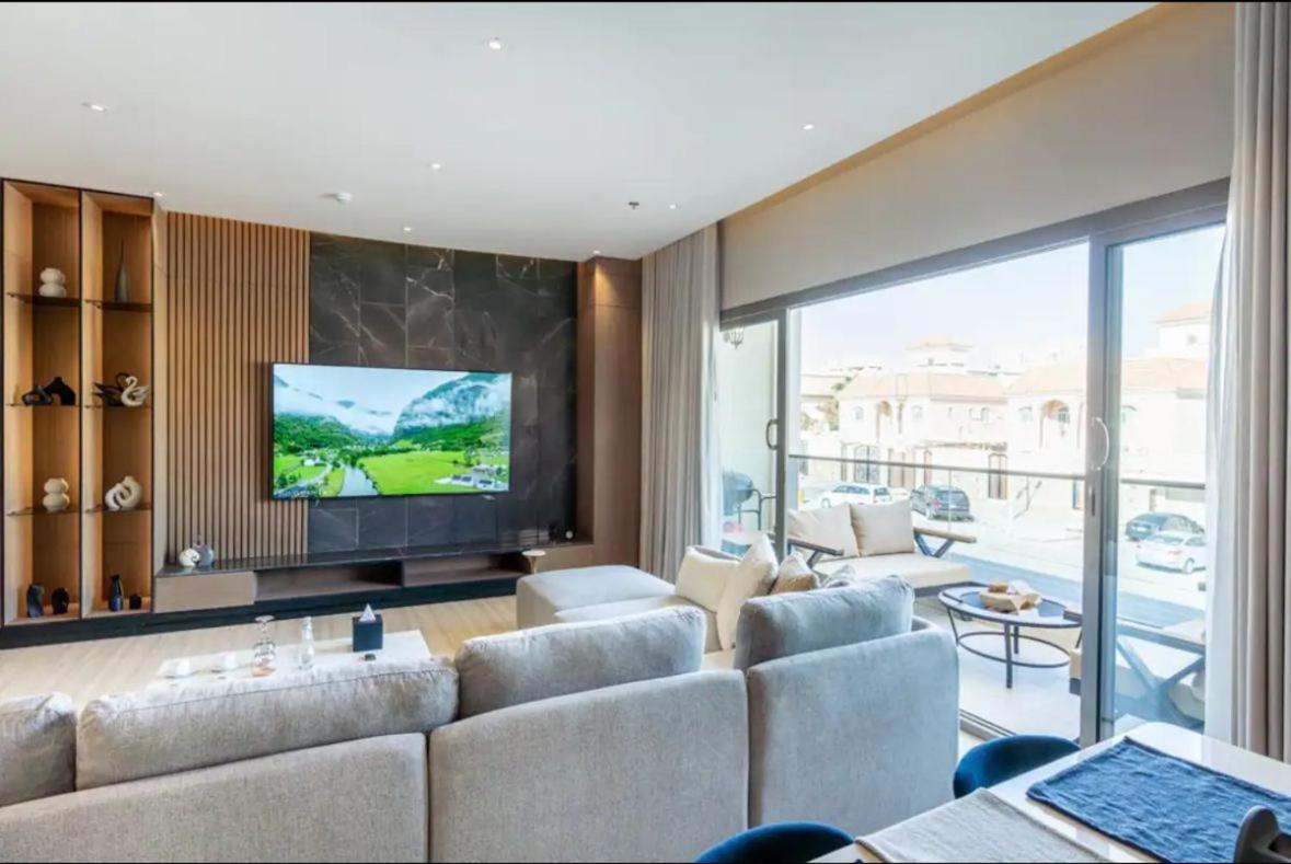 Apartment with View and Balcony