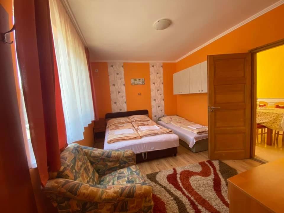 Standard Triple Room photo 1