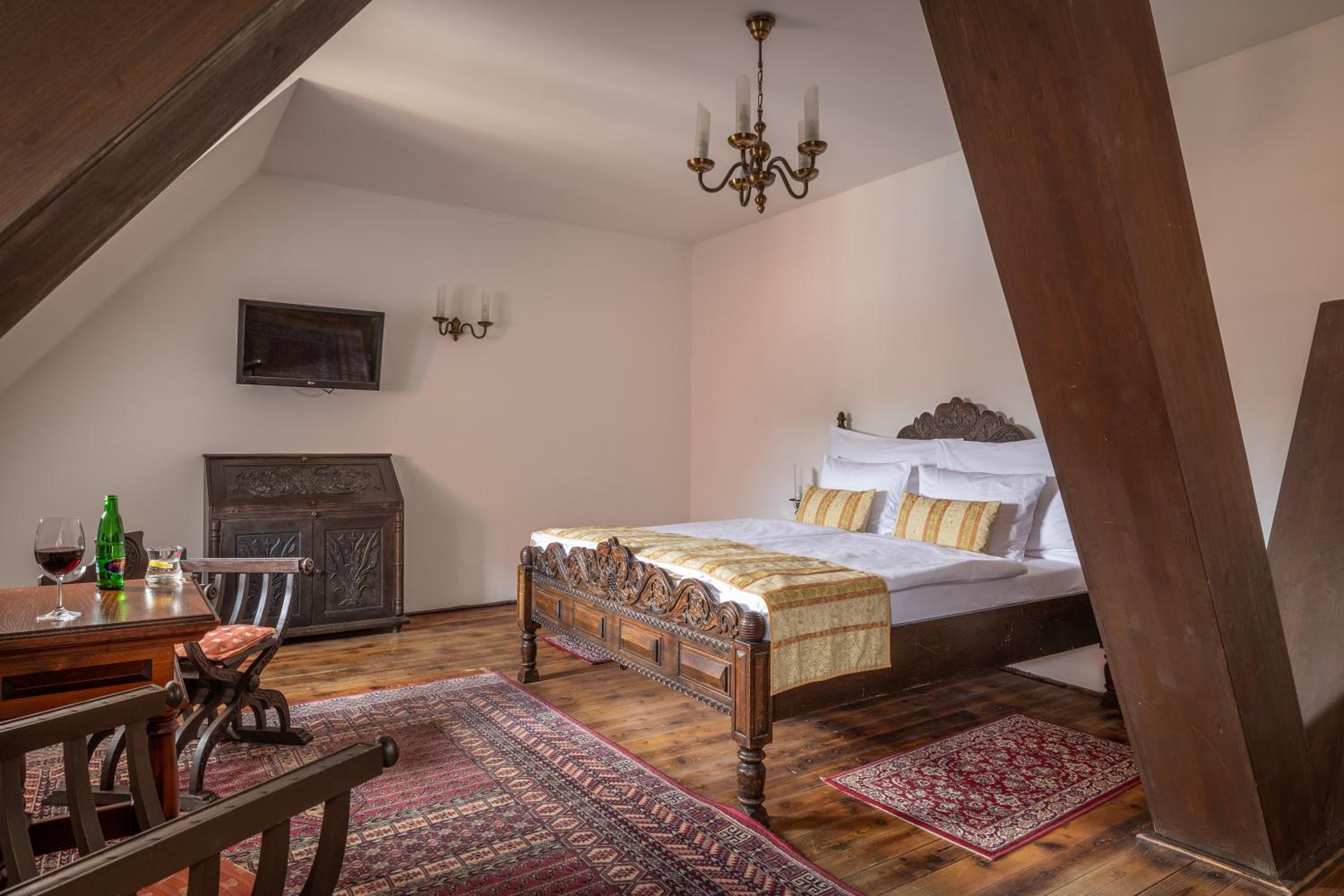 Deluxe Double Room - Photo 2