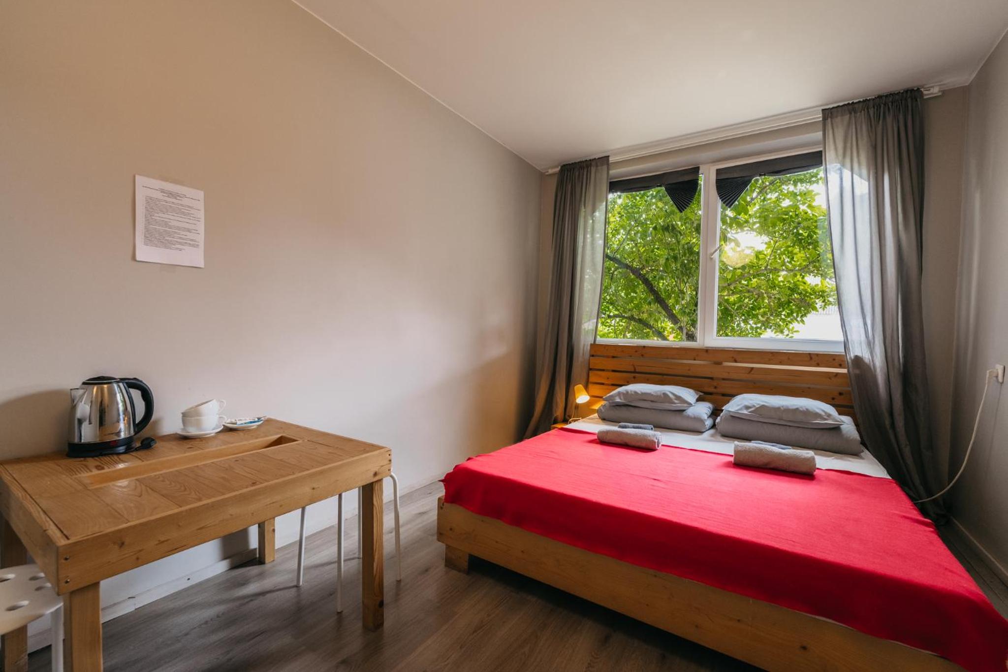 Double Room with Shared Bathroom photo 1