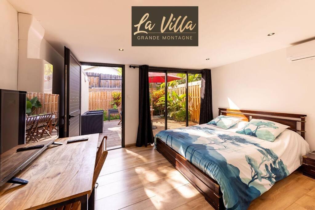 Villa photo 1