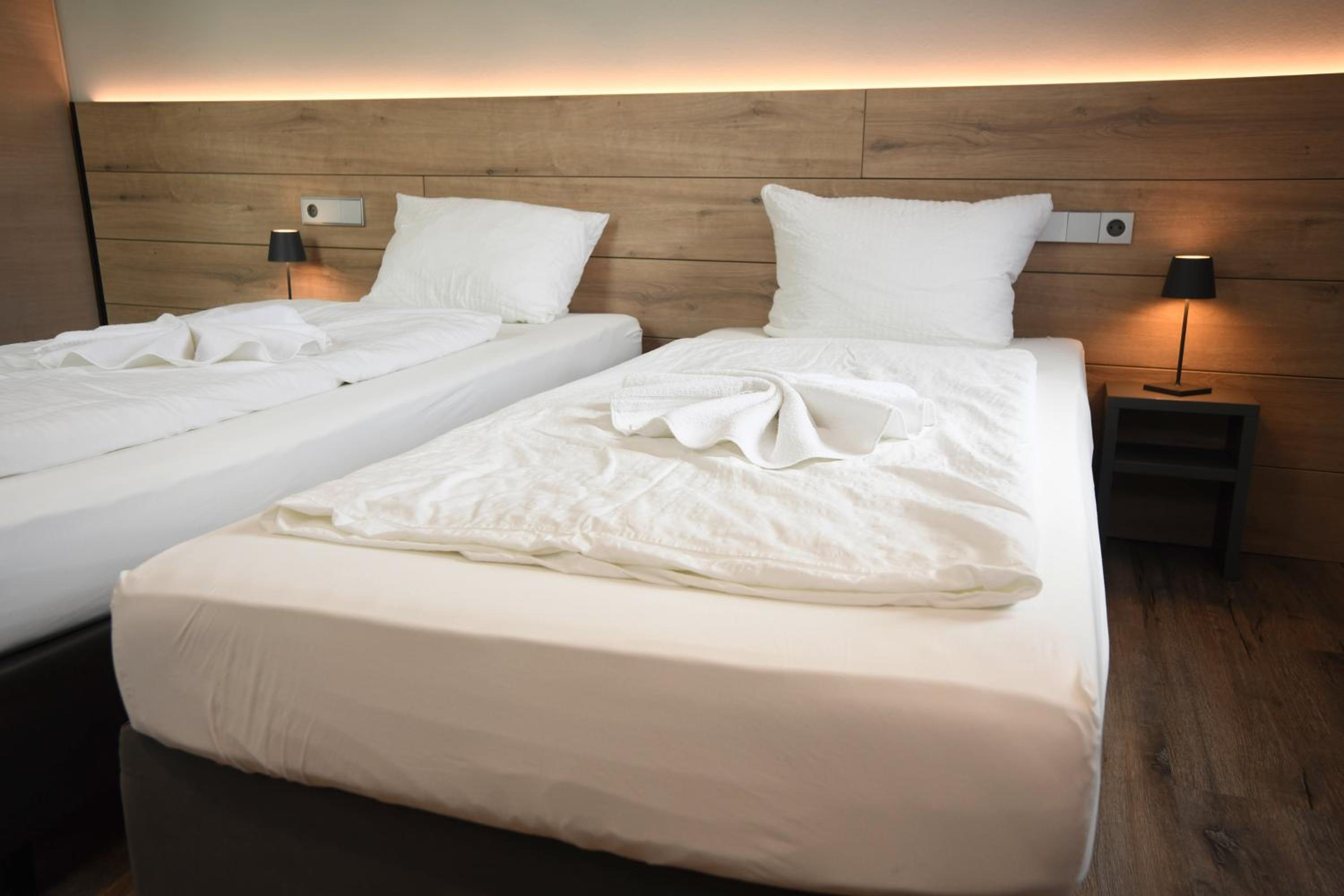 Double Room - Photo 2