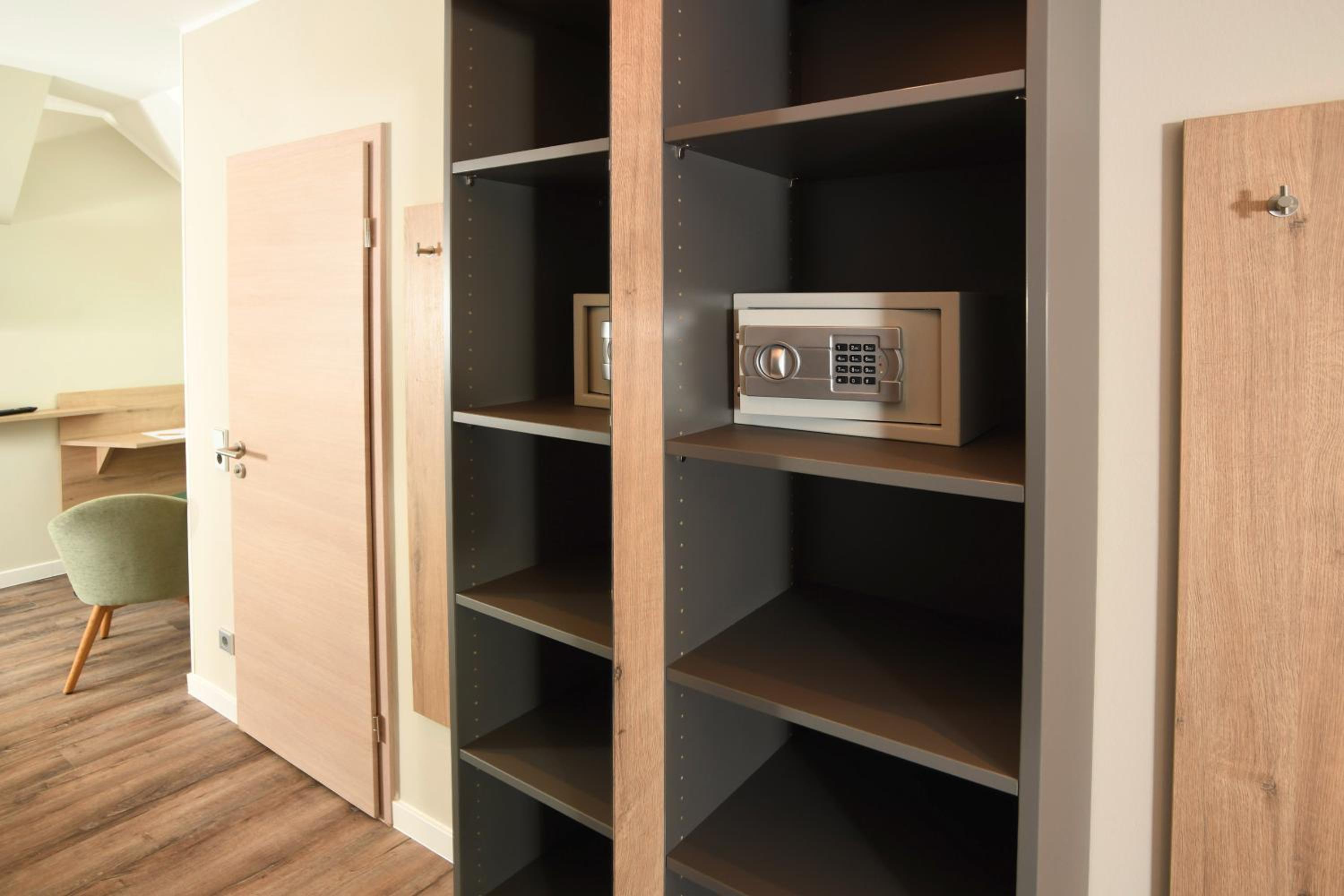 Double Room - Photo 8