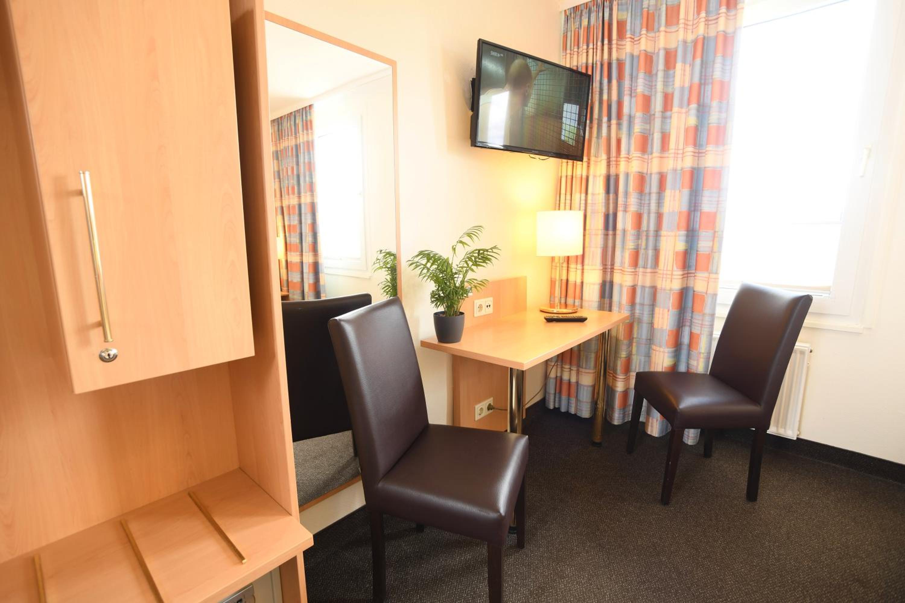 Double Room - Photo 30