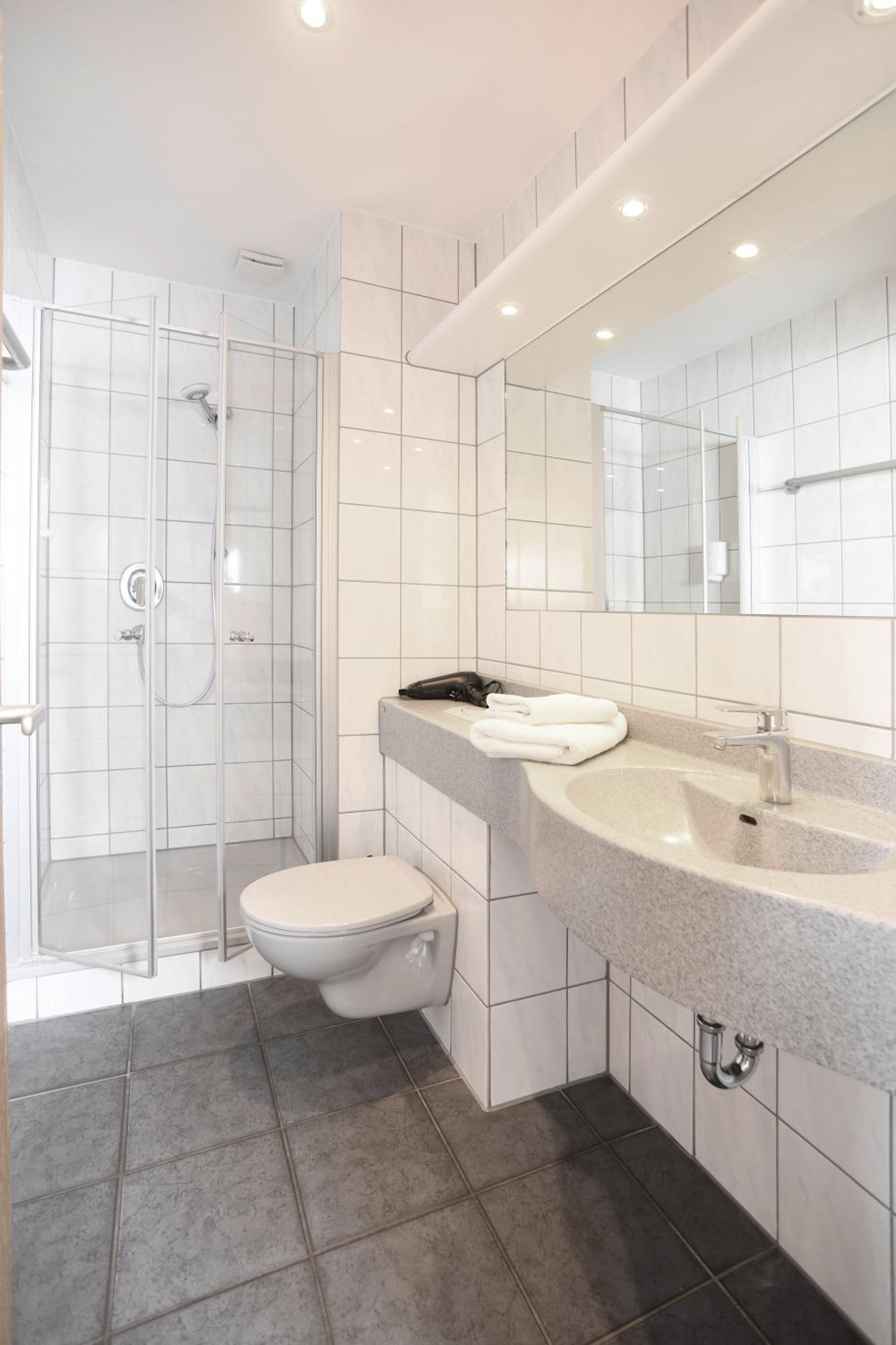 Double Room - Photo 26