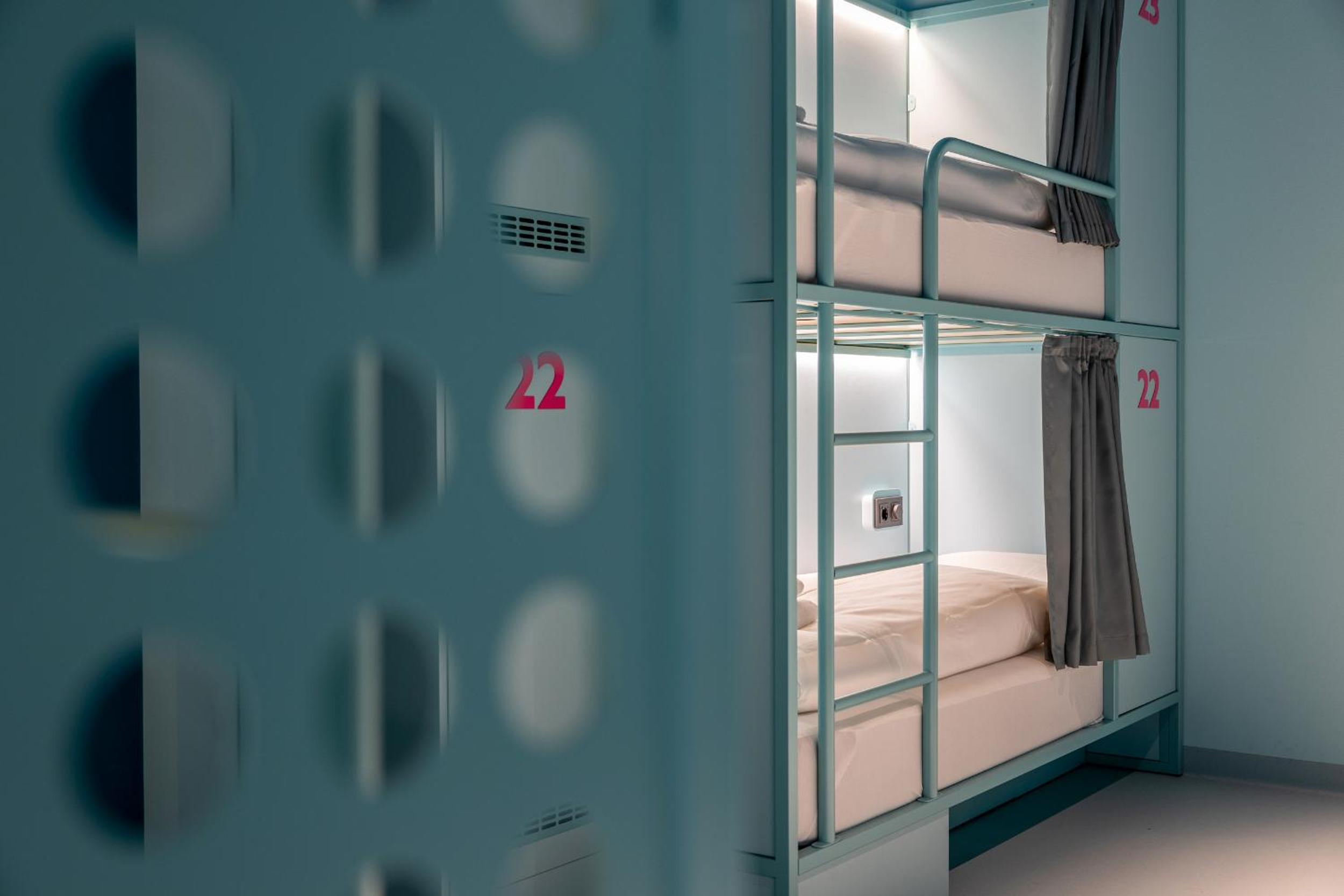 Single Bed in Dormitory Room photo 1