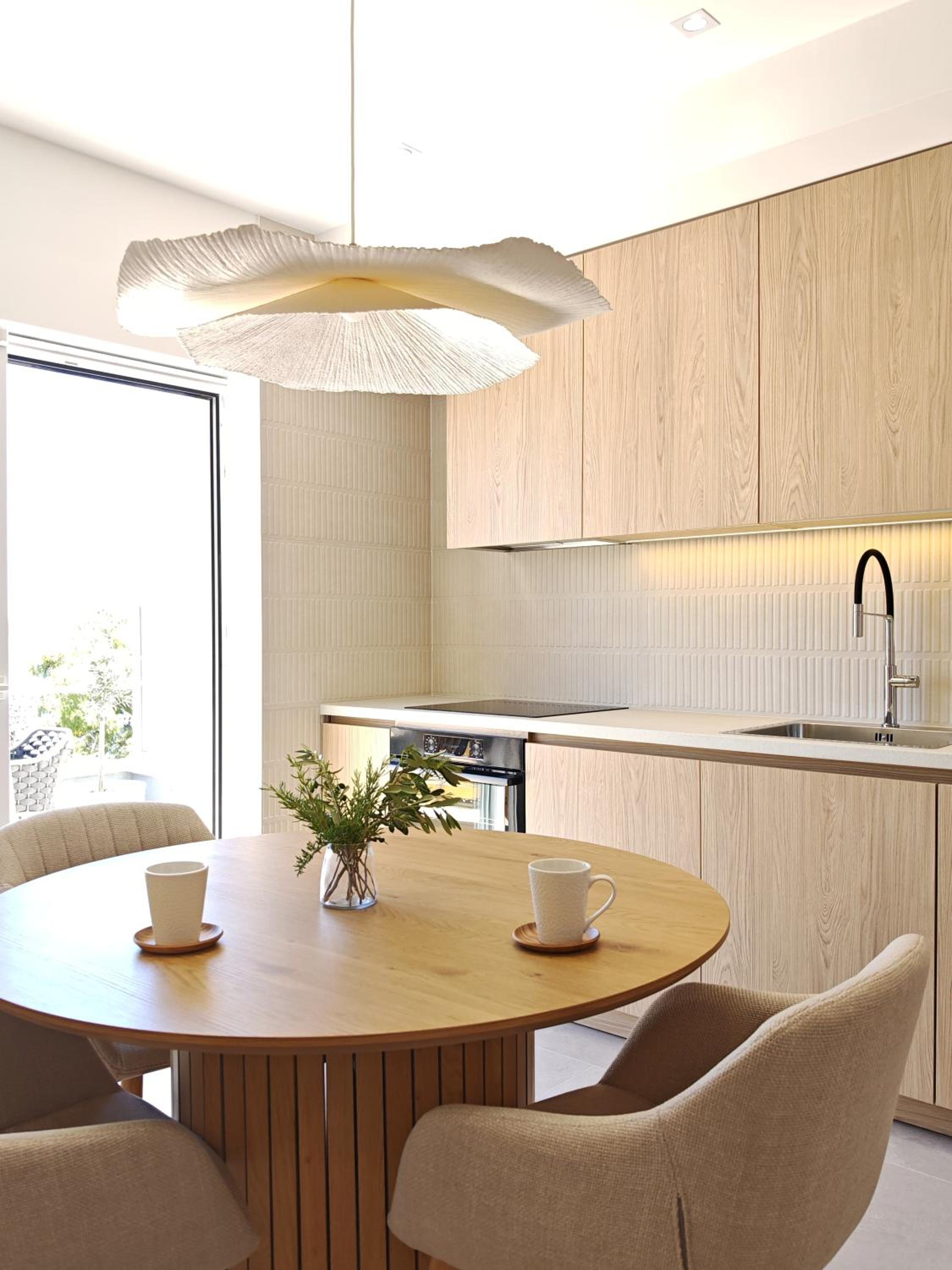 One-Bedroom Apartment with Balcony and Sea View photo 2