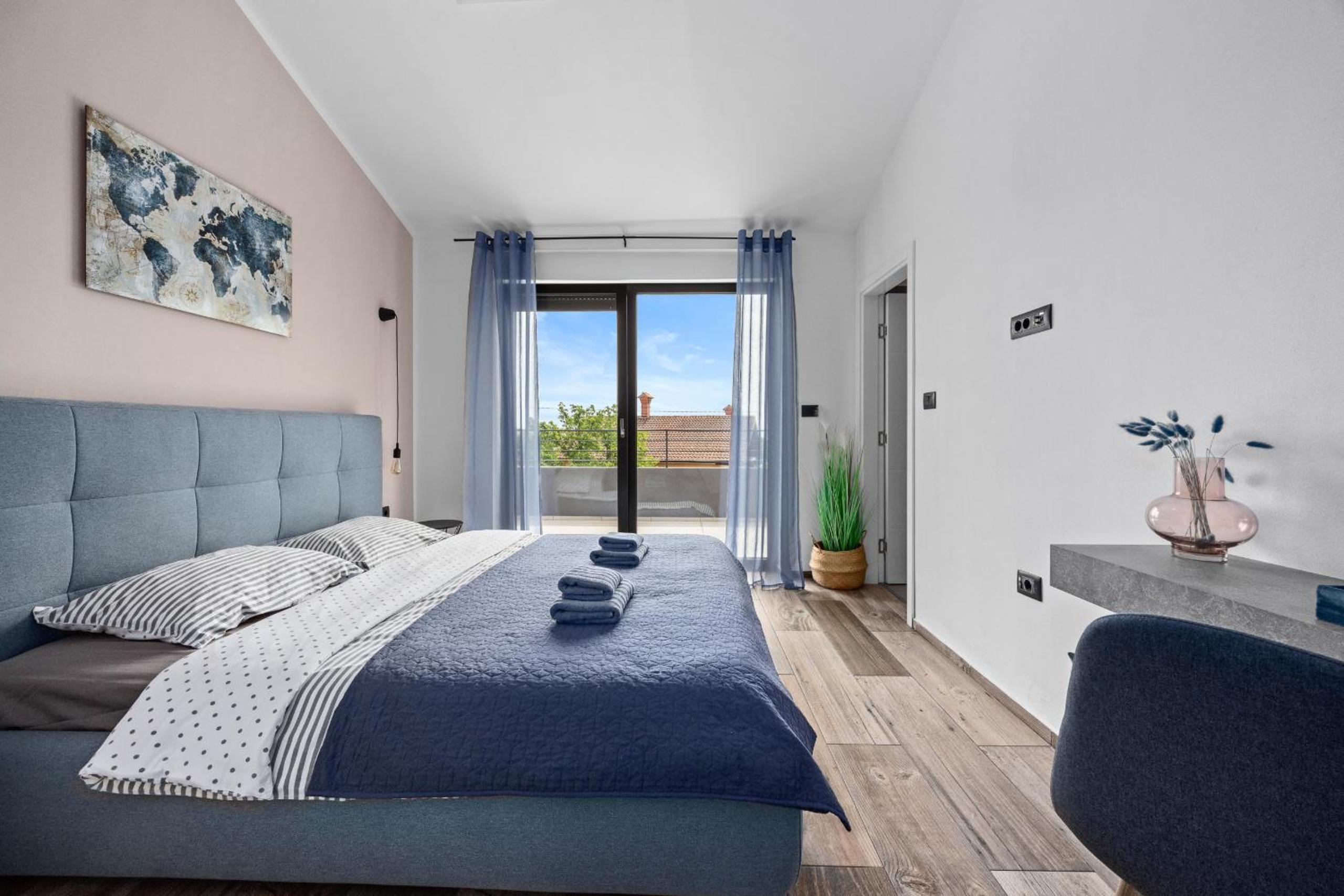 Villa photo 1