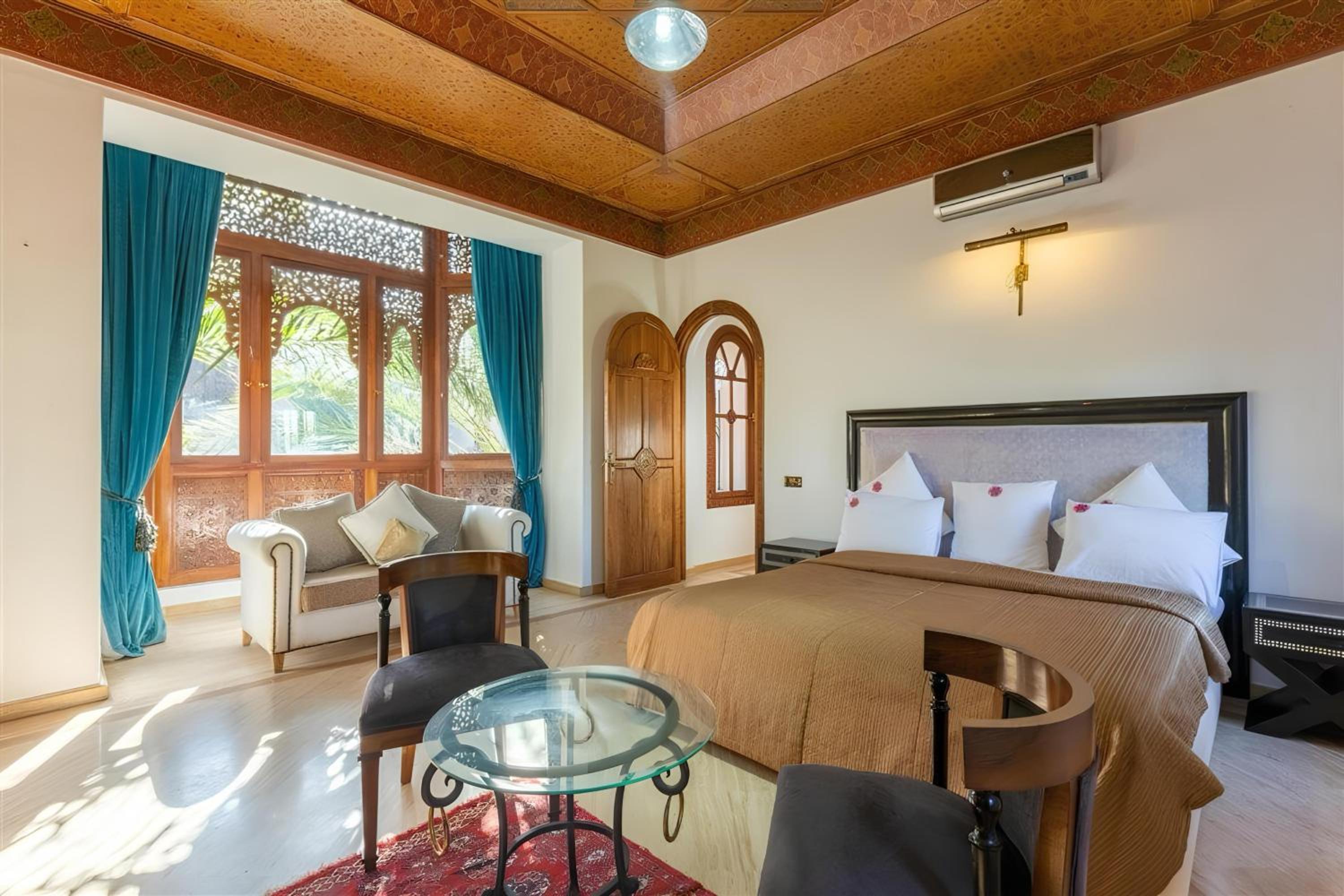 King Room with Pool View